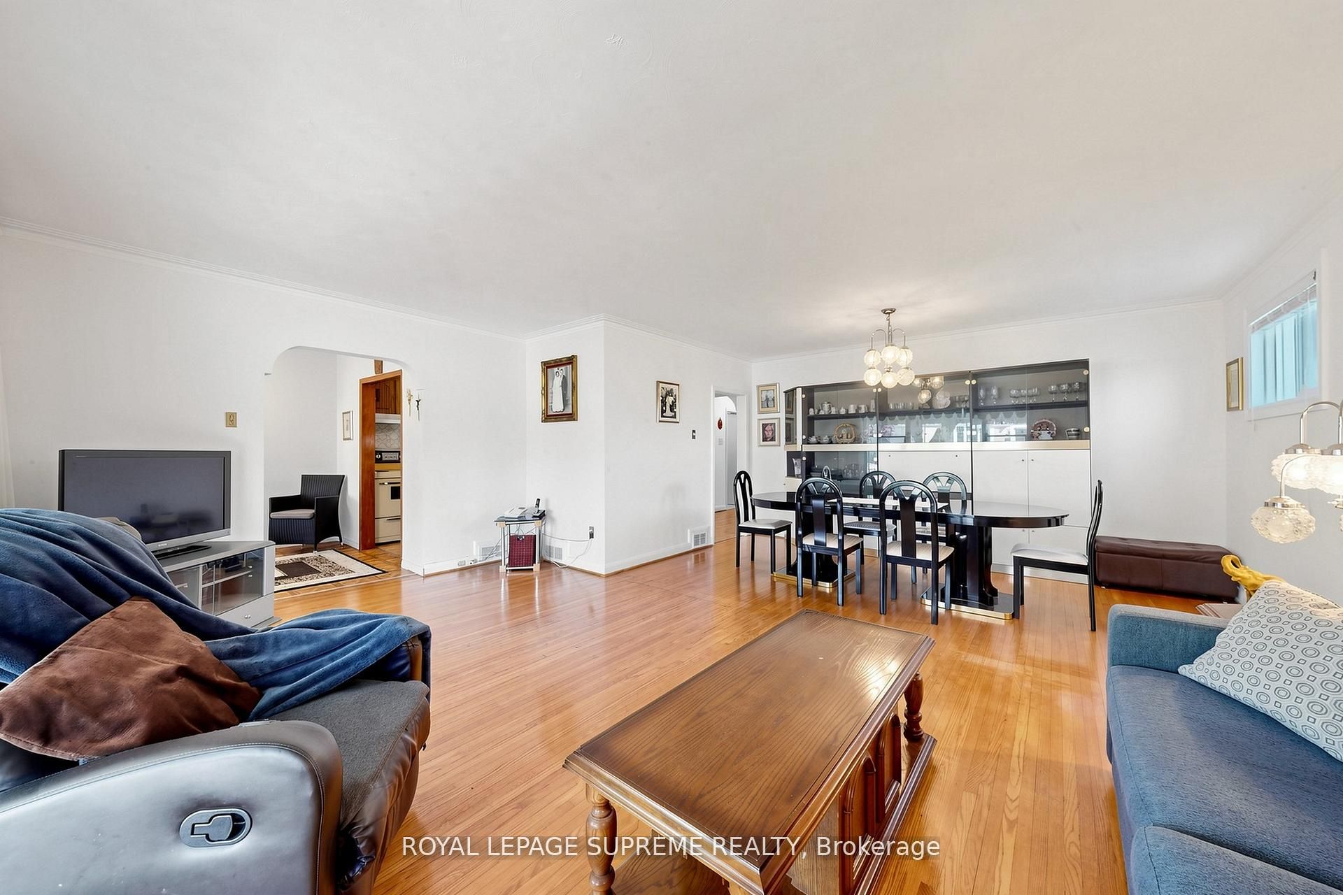 243 Epsom Downs Drive Property Photo 8