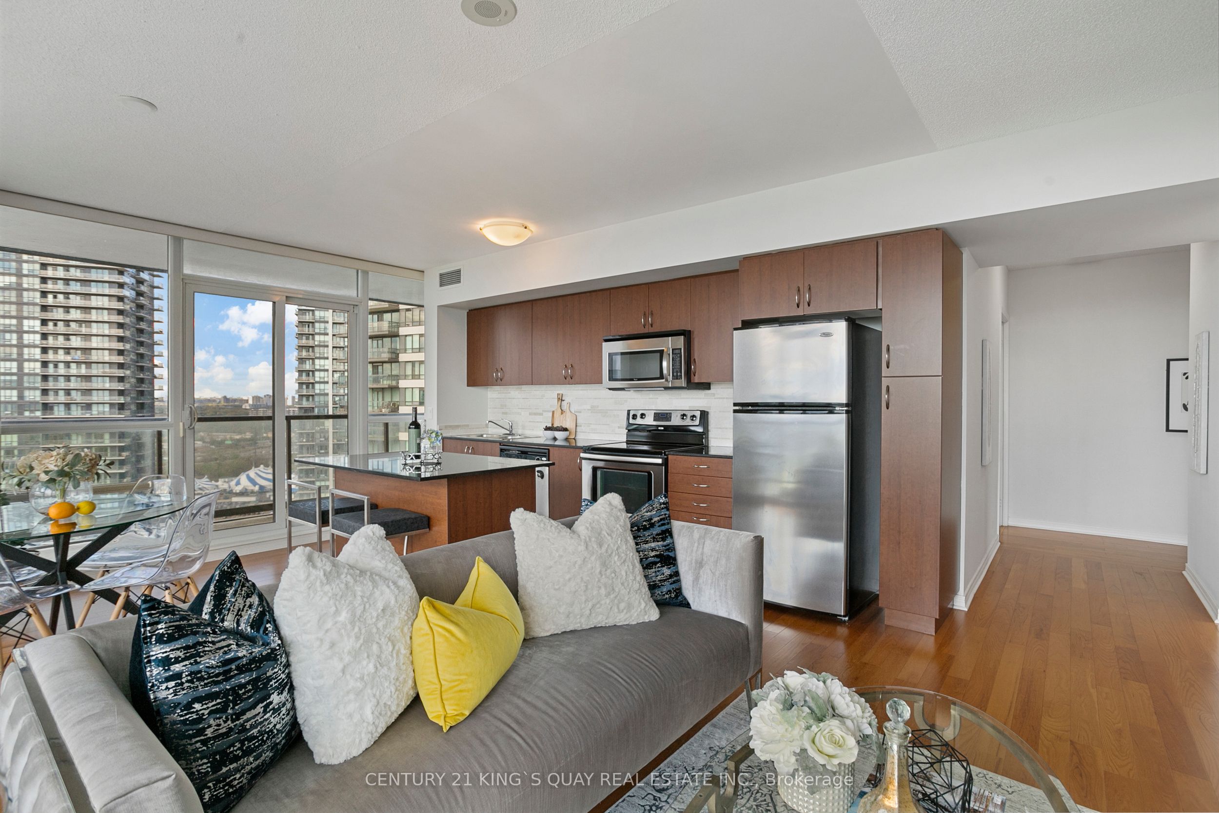 2240 Lake Shore Boulevard W 2904 Property Photo 6