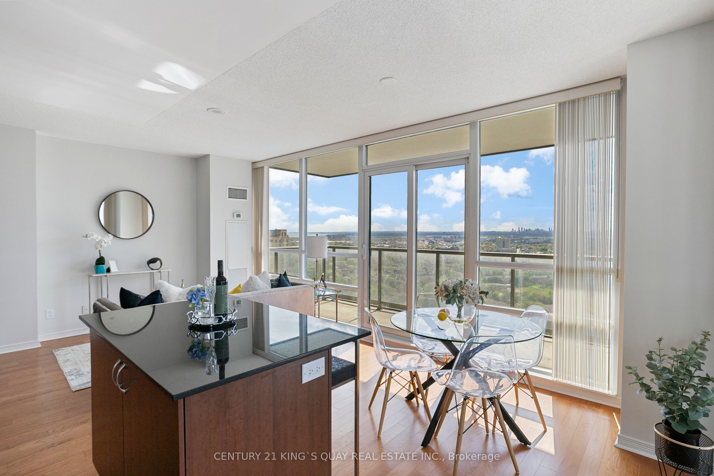 2240 Lake Shore Boulevard W 2904 Property Photo 13