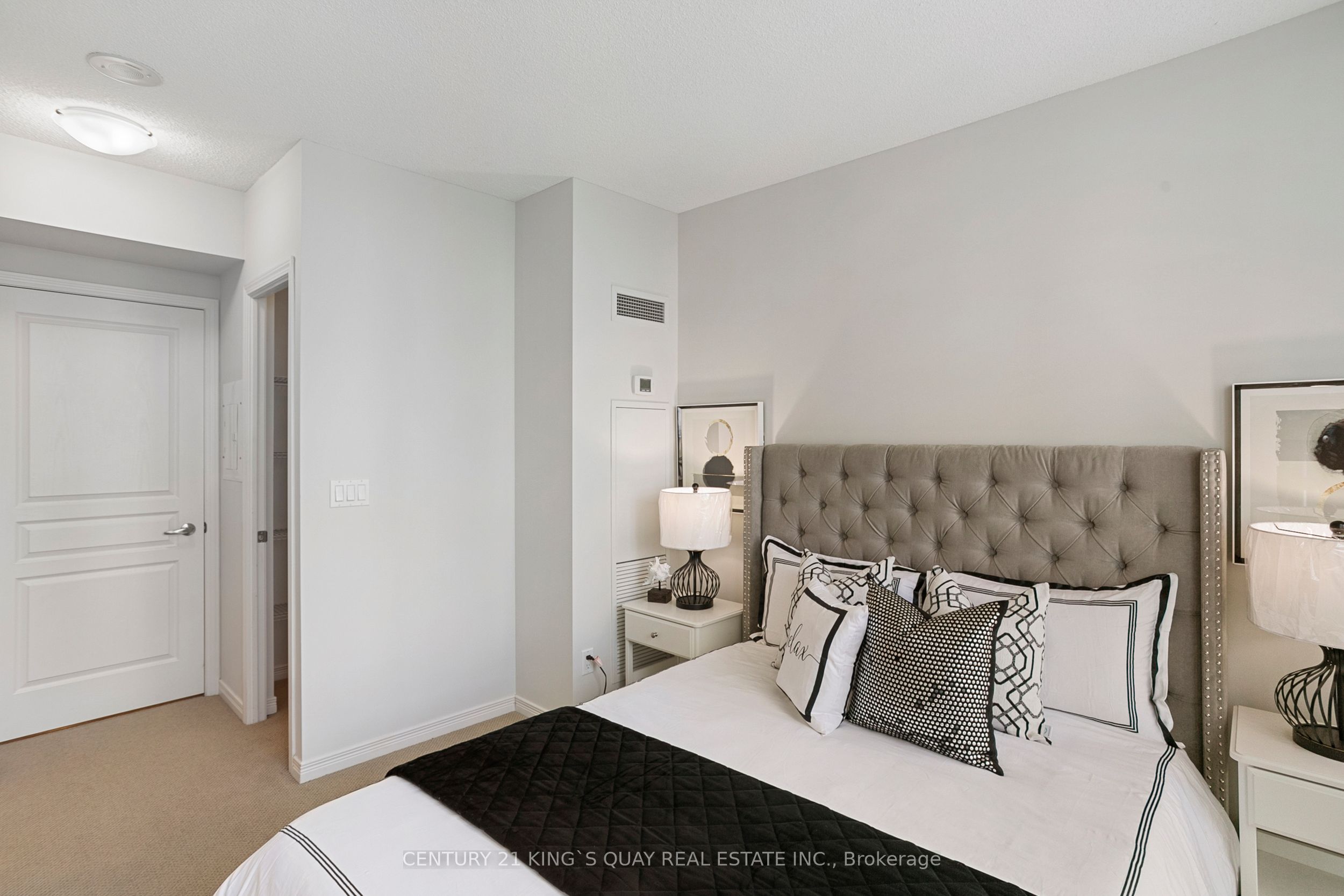 2240 Lake Shore Boulevard W 2904 Property Photo 19