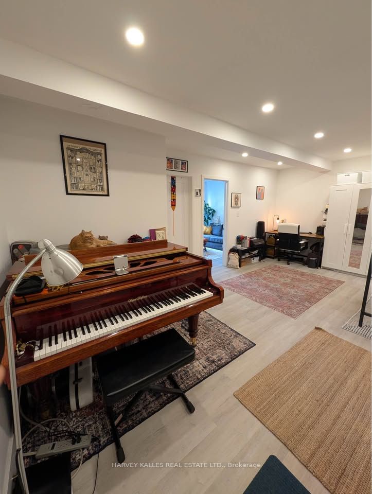 1982 Eglinton Avenue W 1 Property Photo 1