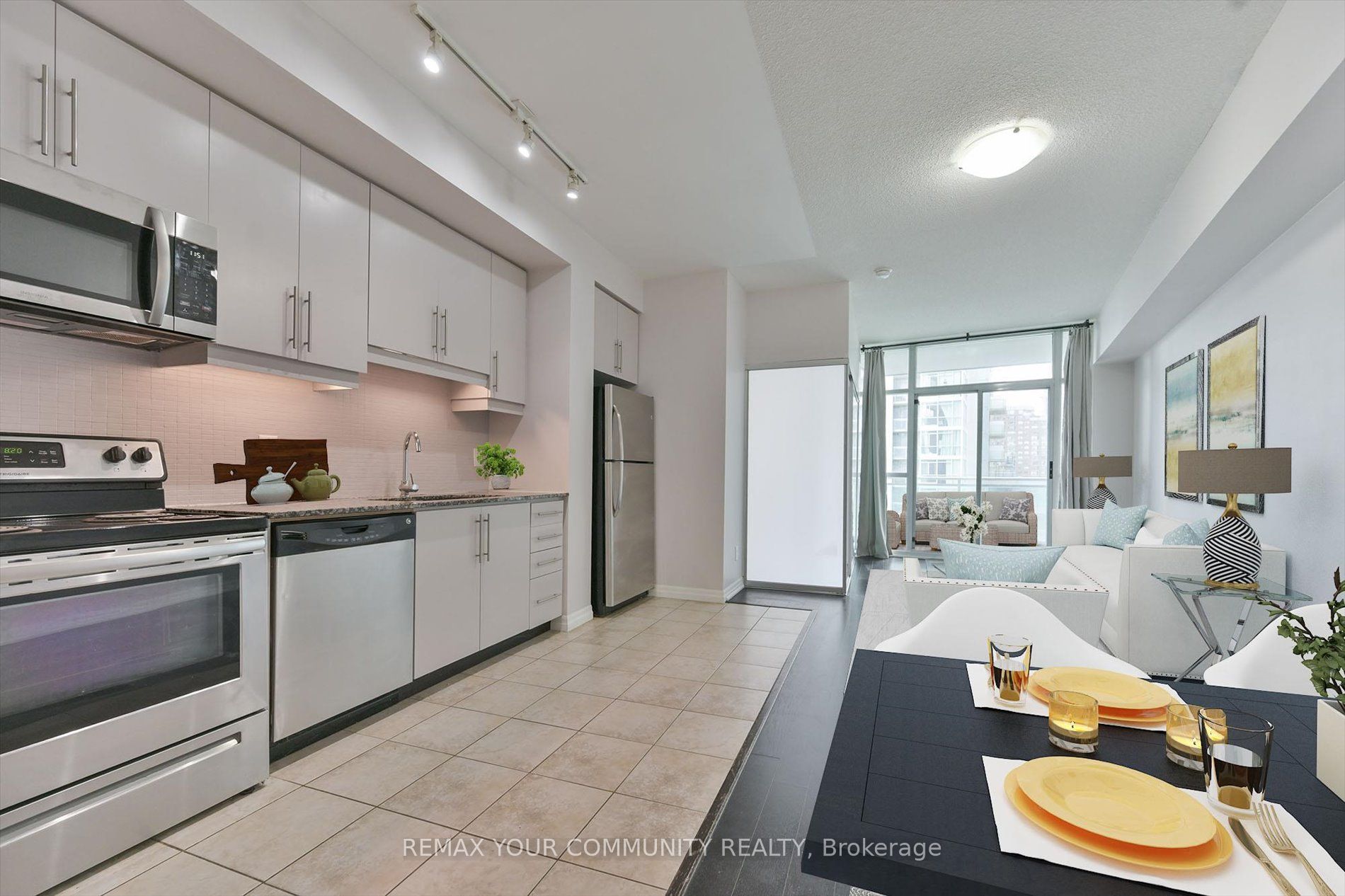 223 Webb Drive 908 Property Photo 5