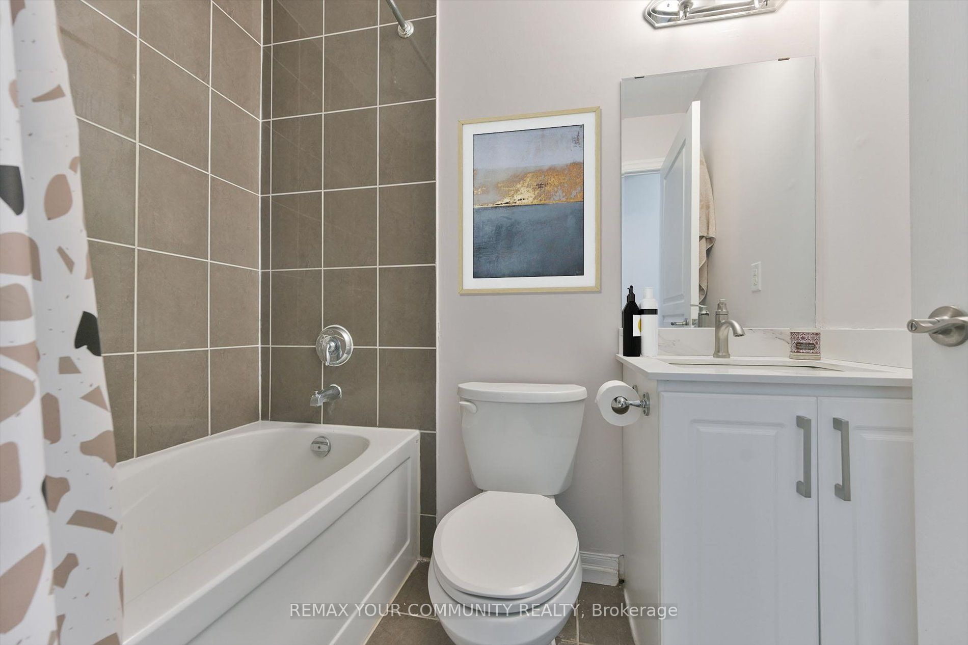 223 Webb Drive 908 Property Photo 15