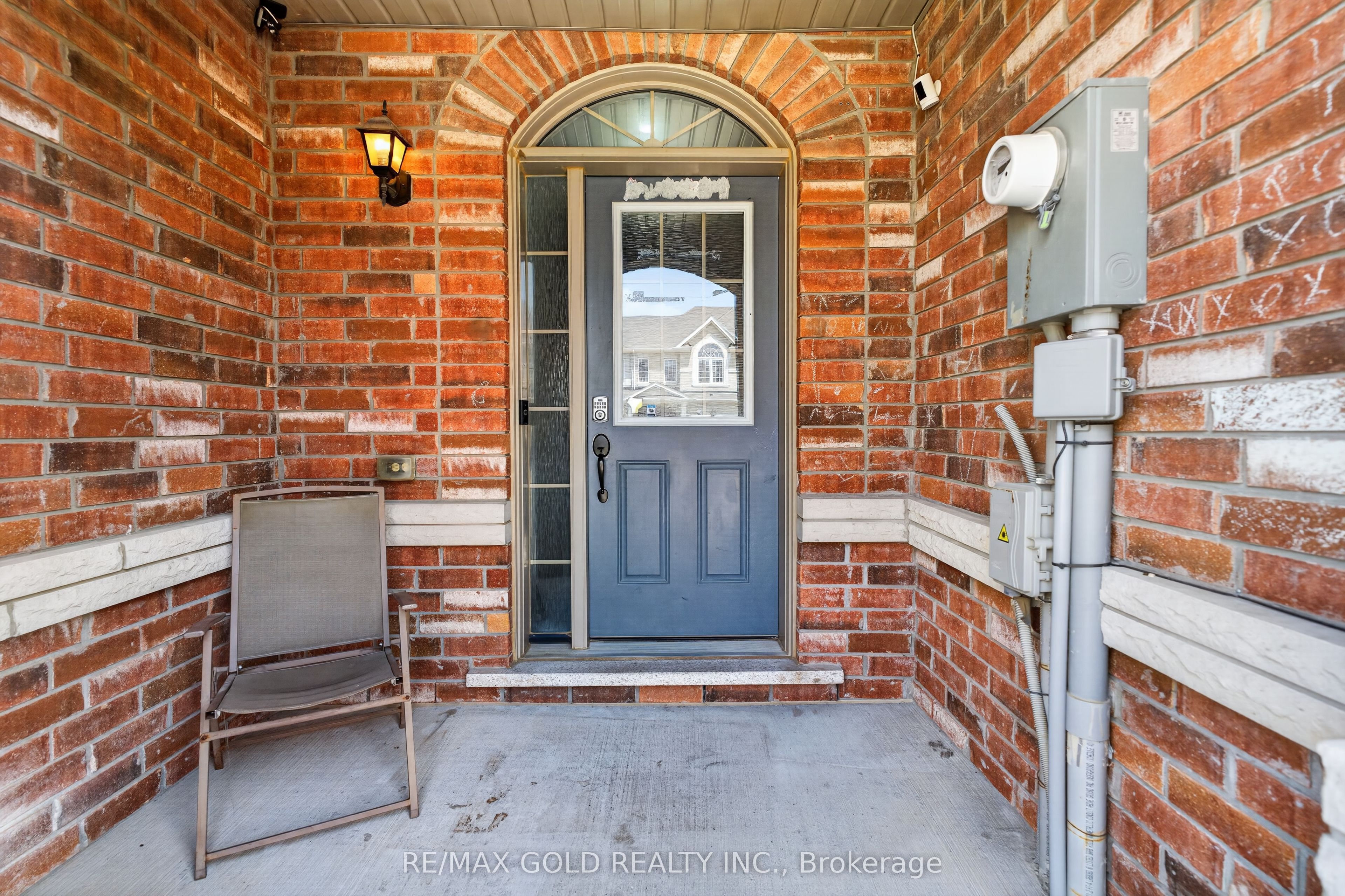 29 Rangemore Road E Property Photo 5