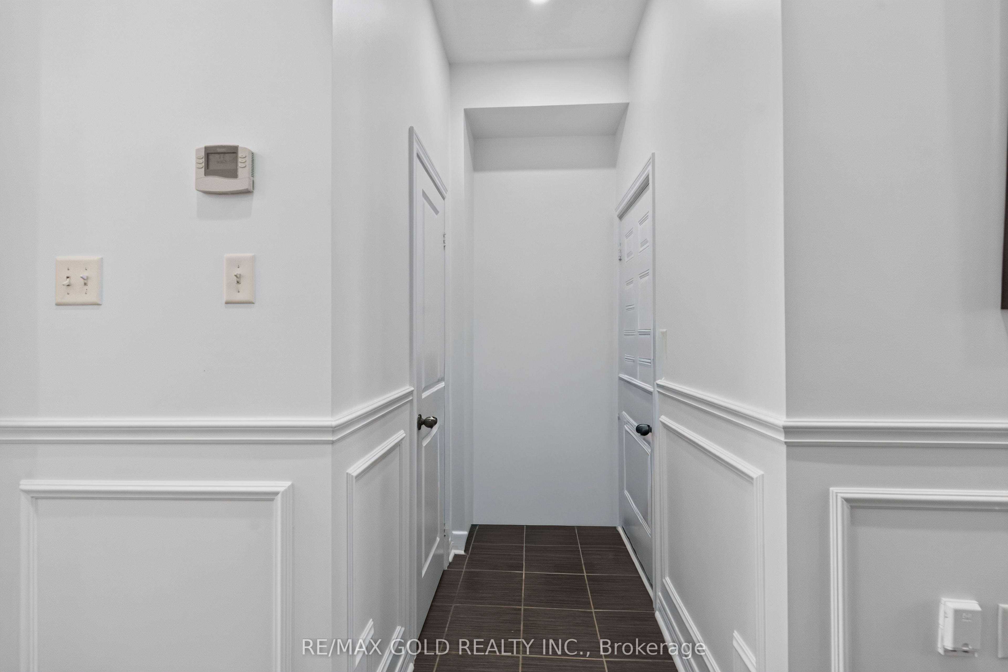 29 Rangemore Road E Property Photo 9