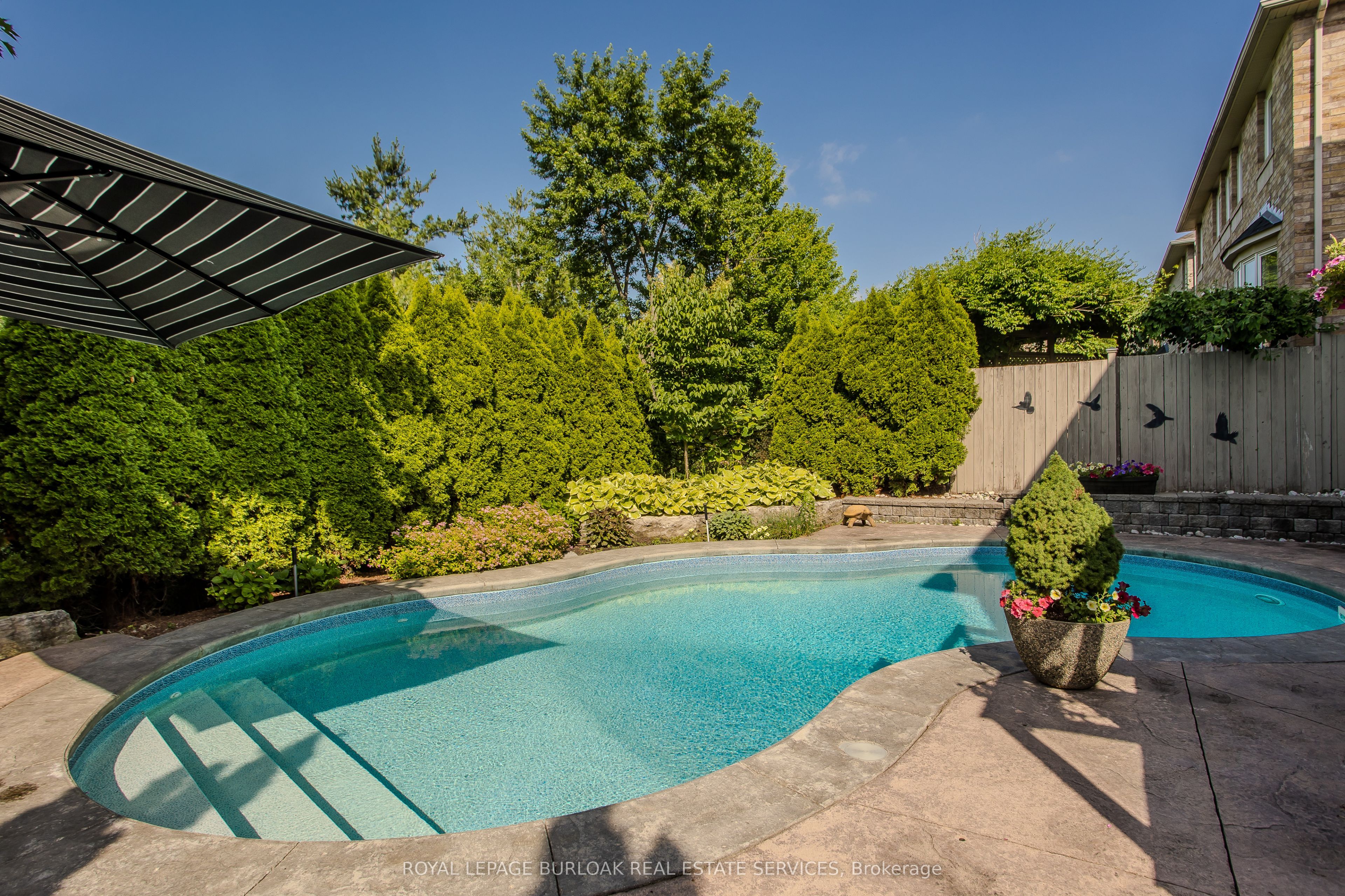 2330 Valleyridge Drive Property Photo 5