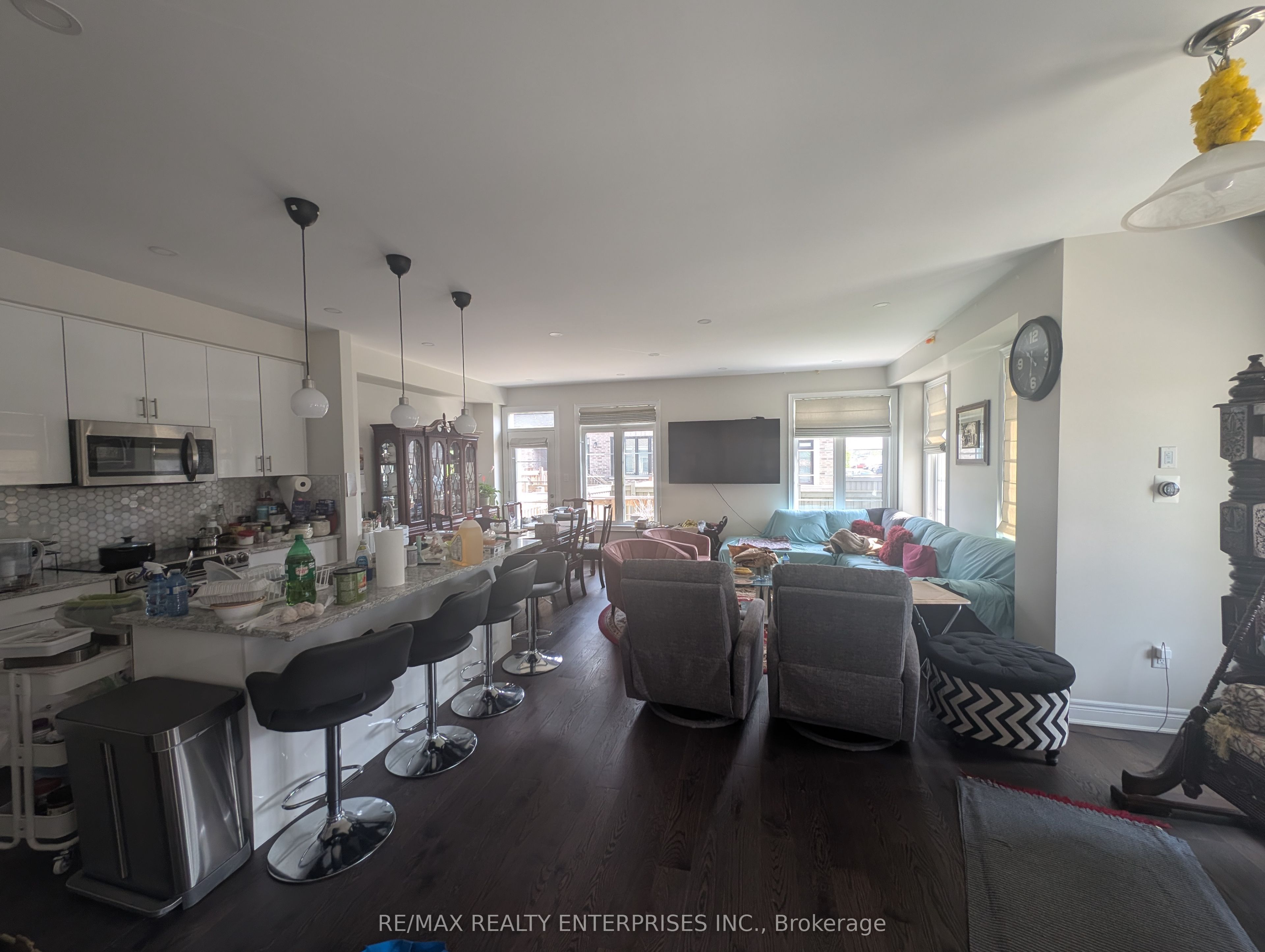 1155 Hamman Way Property Photo 2