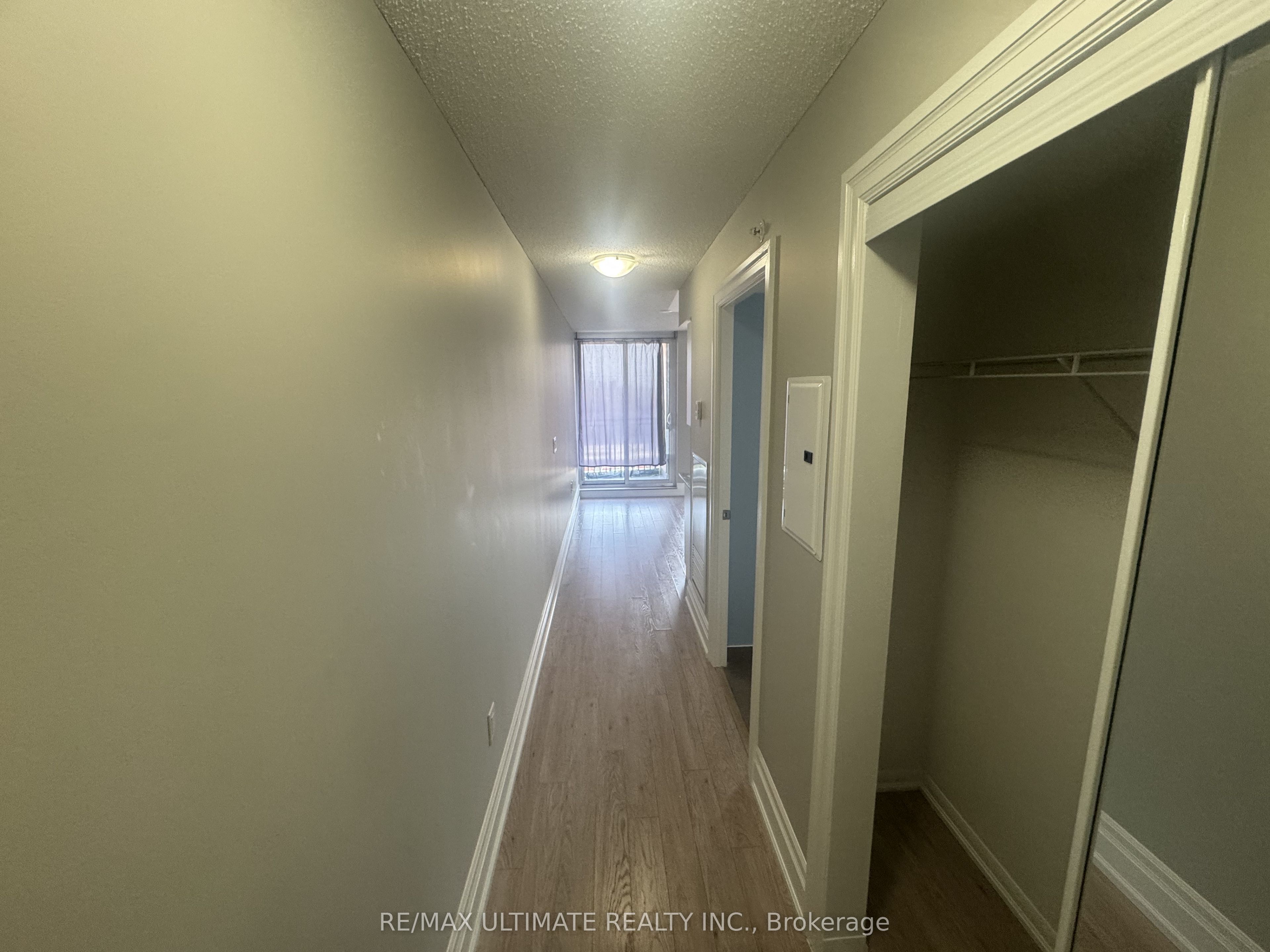 800 Lawrence Avenue W 516 Property Photo 11