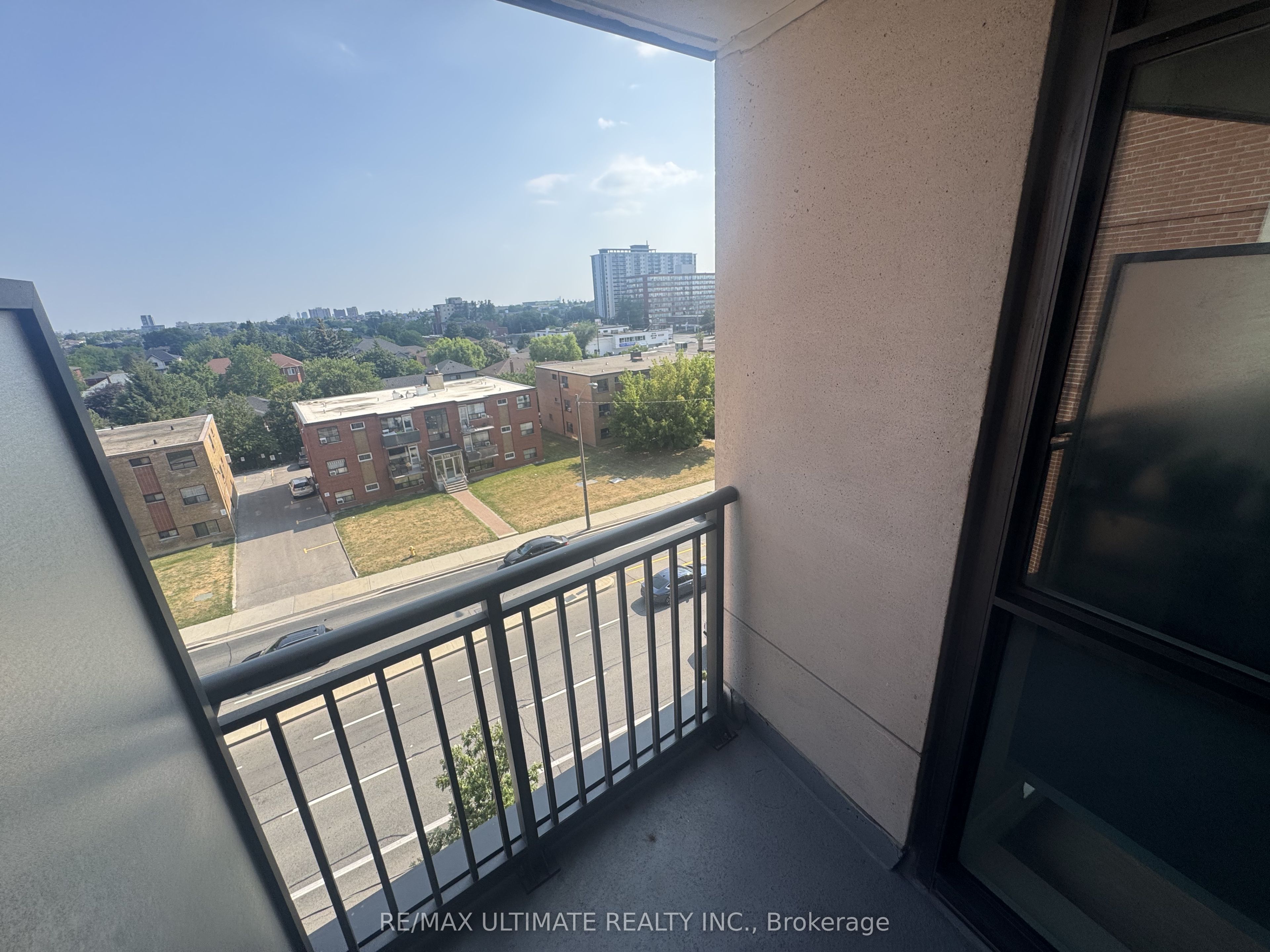 800 Lawrence Avenue W 516 Property Photo 15