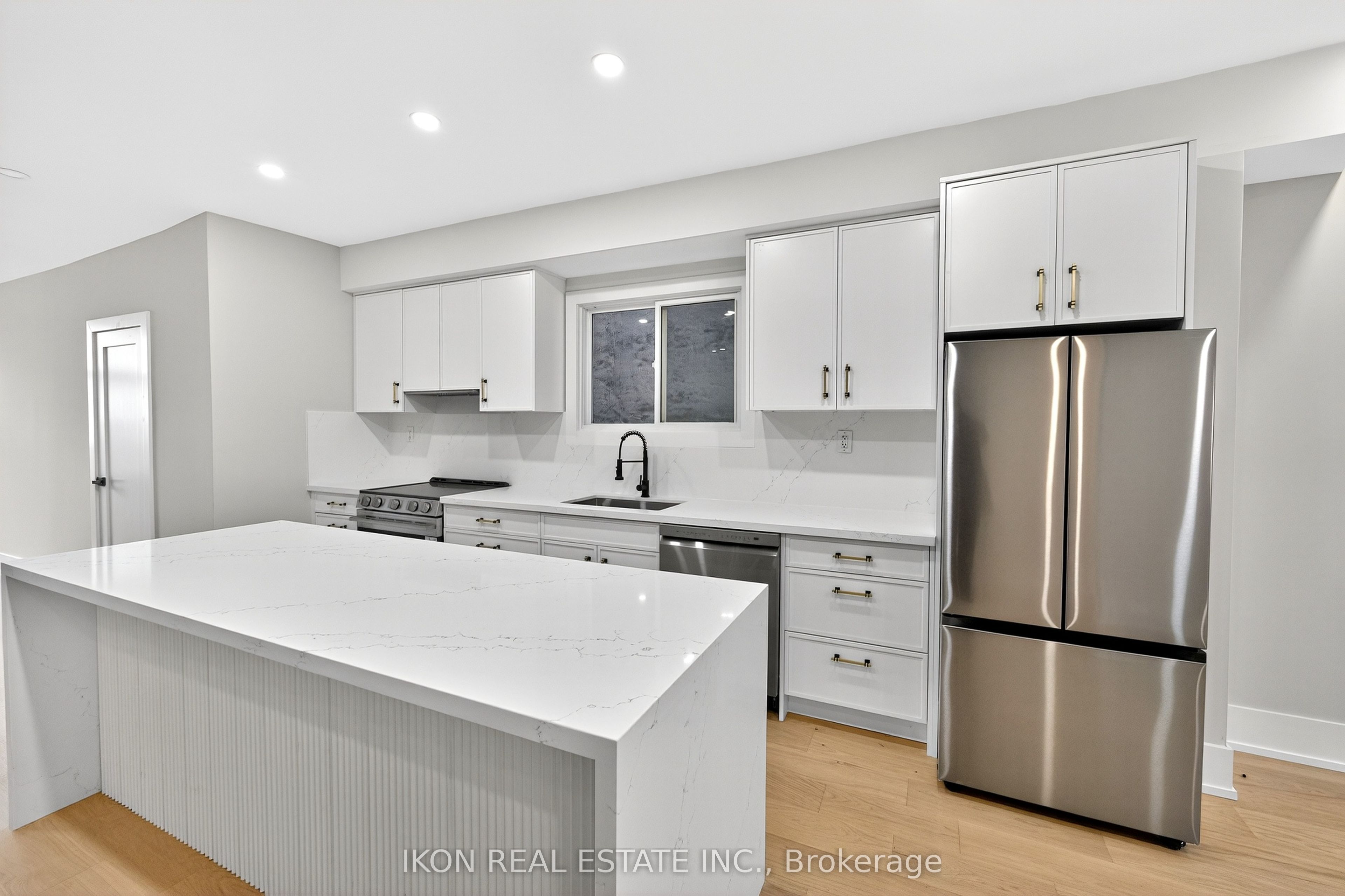 475 Delaware Avenue Property Photo 6