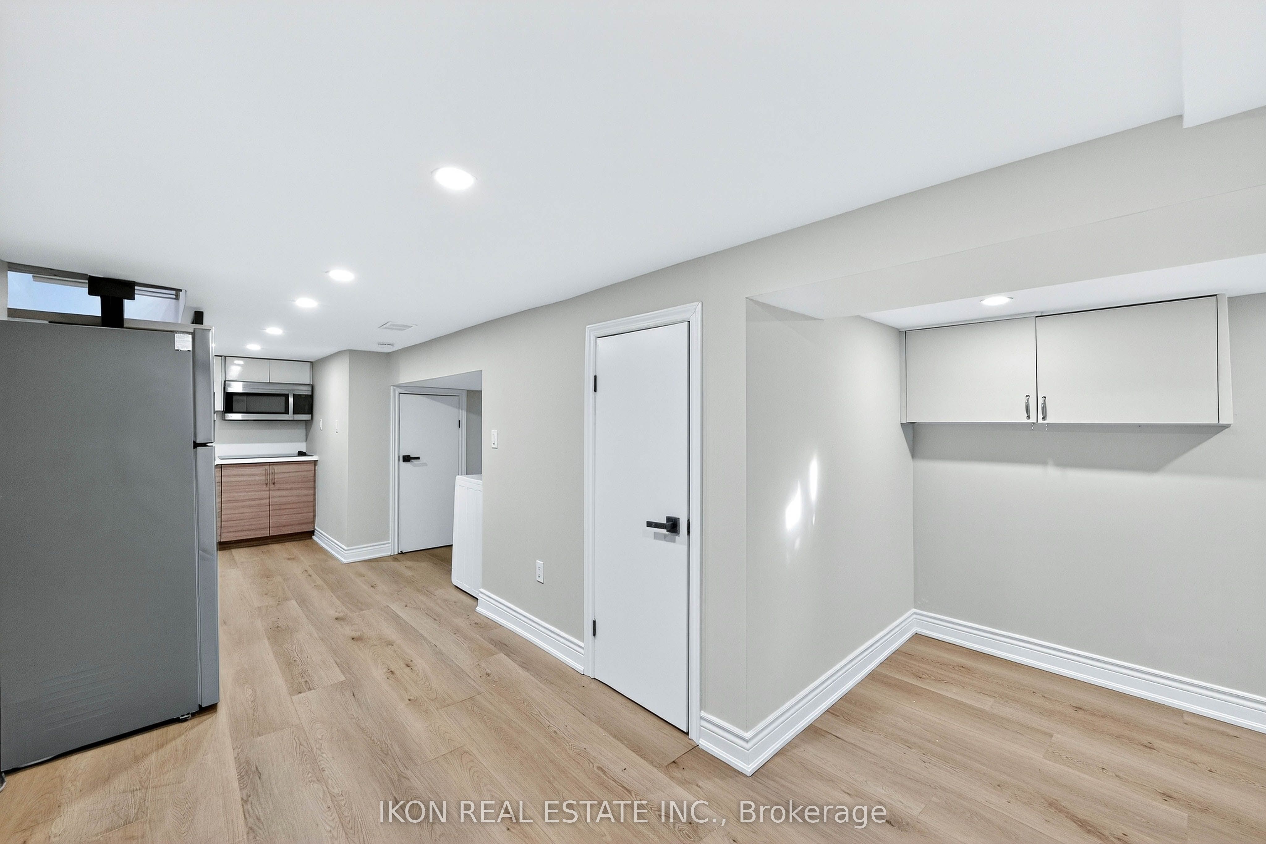475 Delaware Avenue Property Photo 25