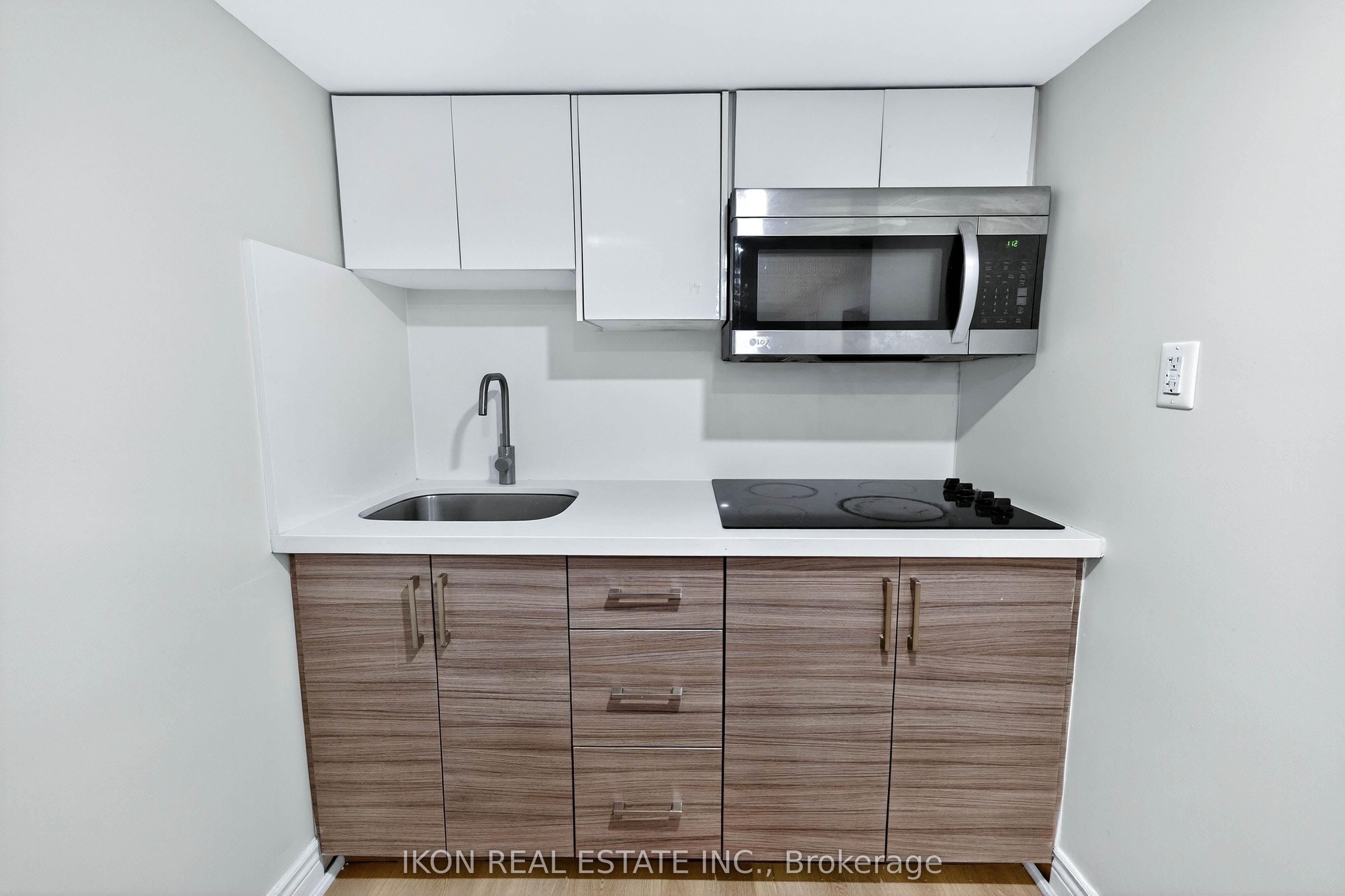 475 Delaware Avenue Property Photo 27