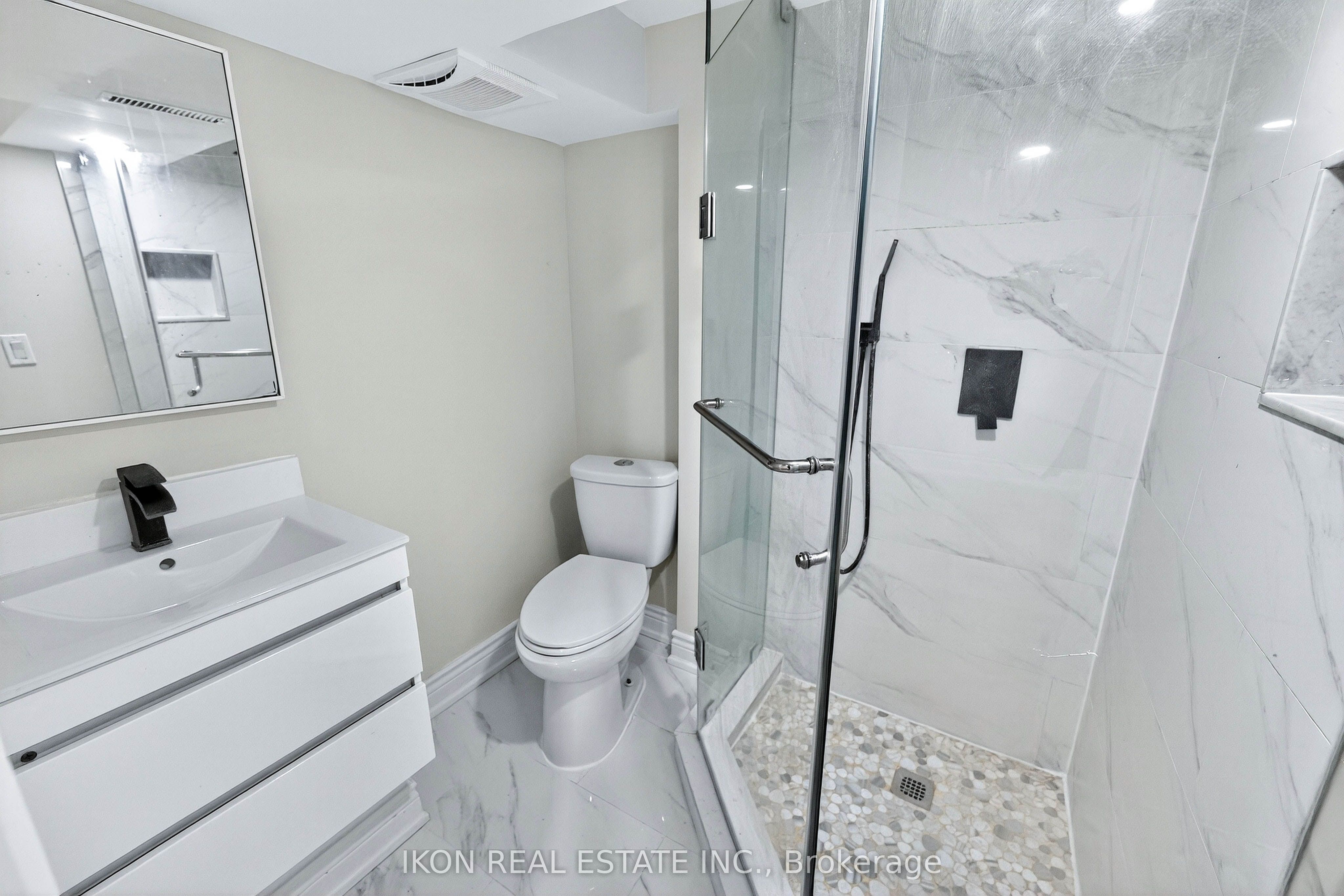 475 Delaware Avenue Property Photo 29