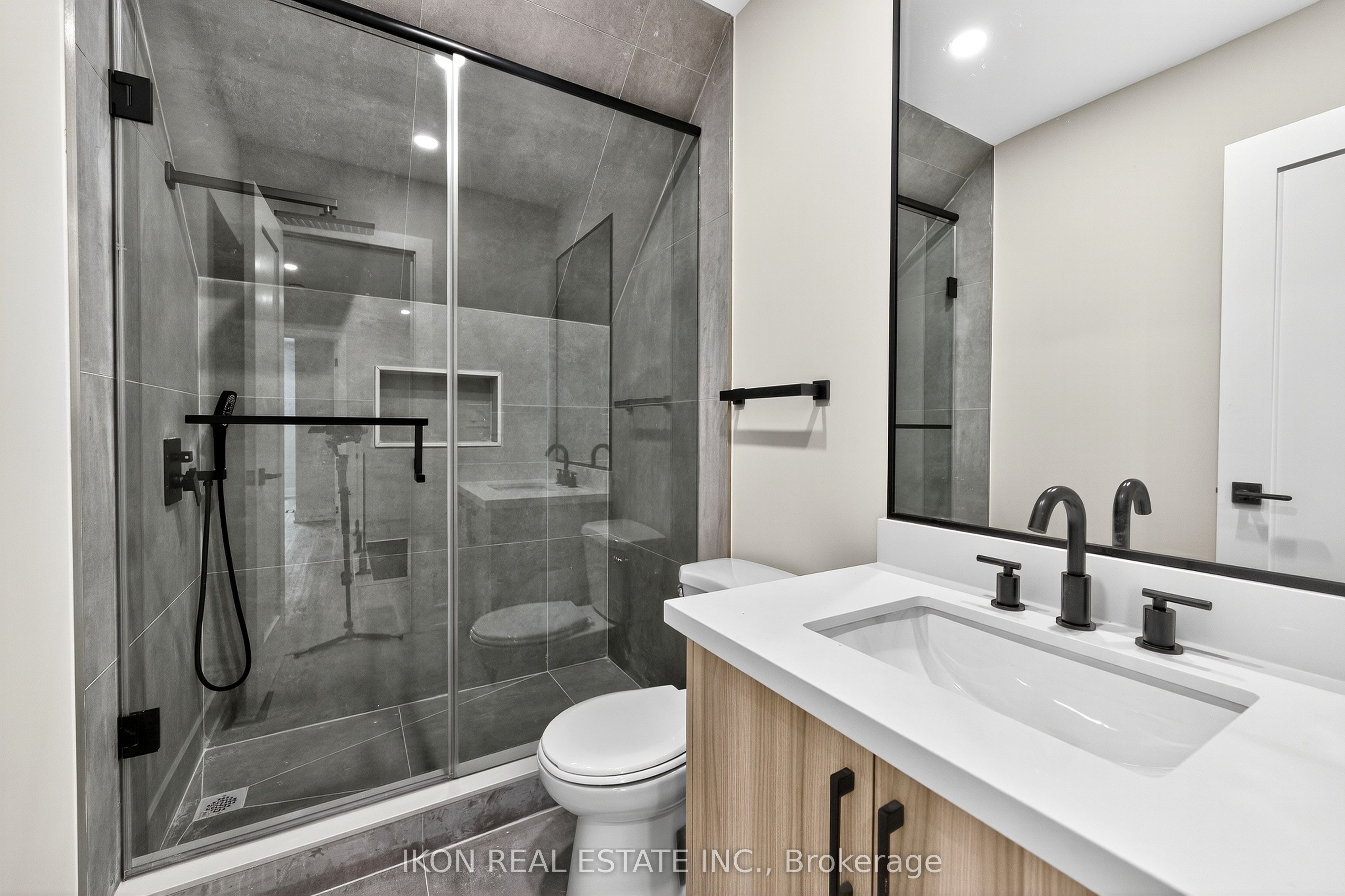 475 Delaware Avenue Property Photo 40