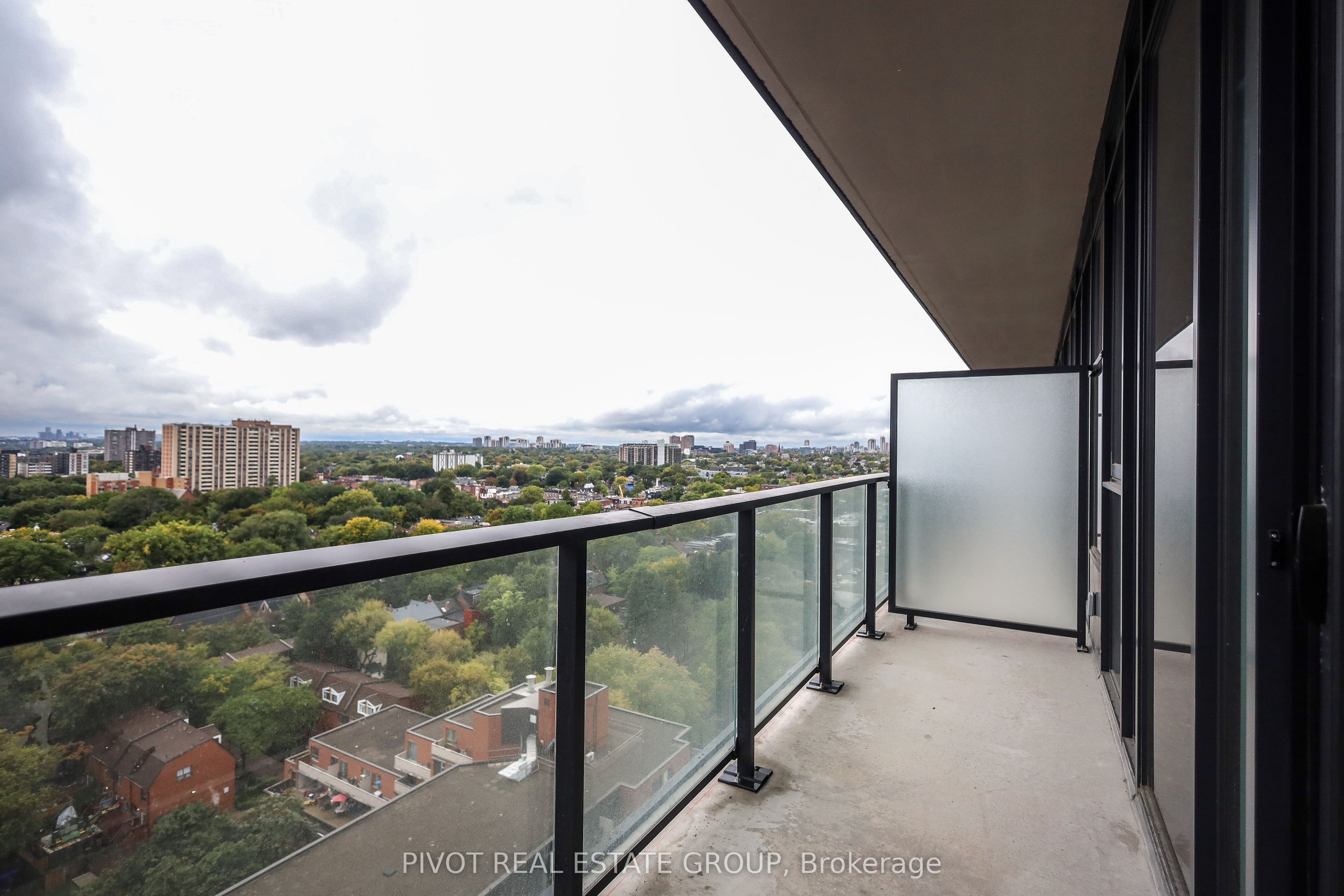 285 Dufferin Street 1406 Property Photo 11