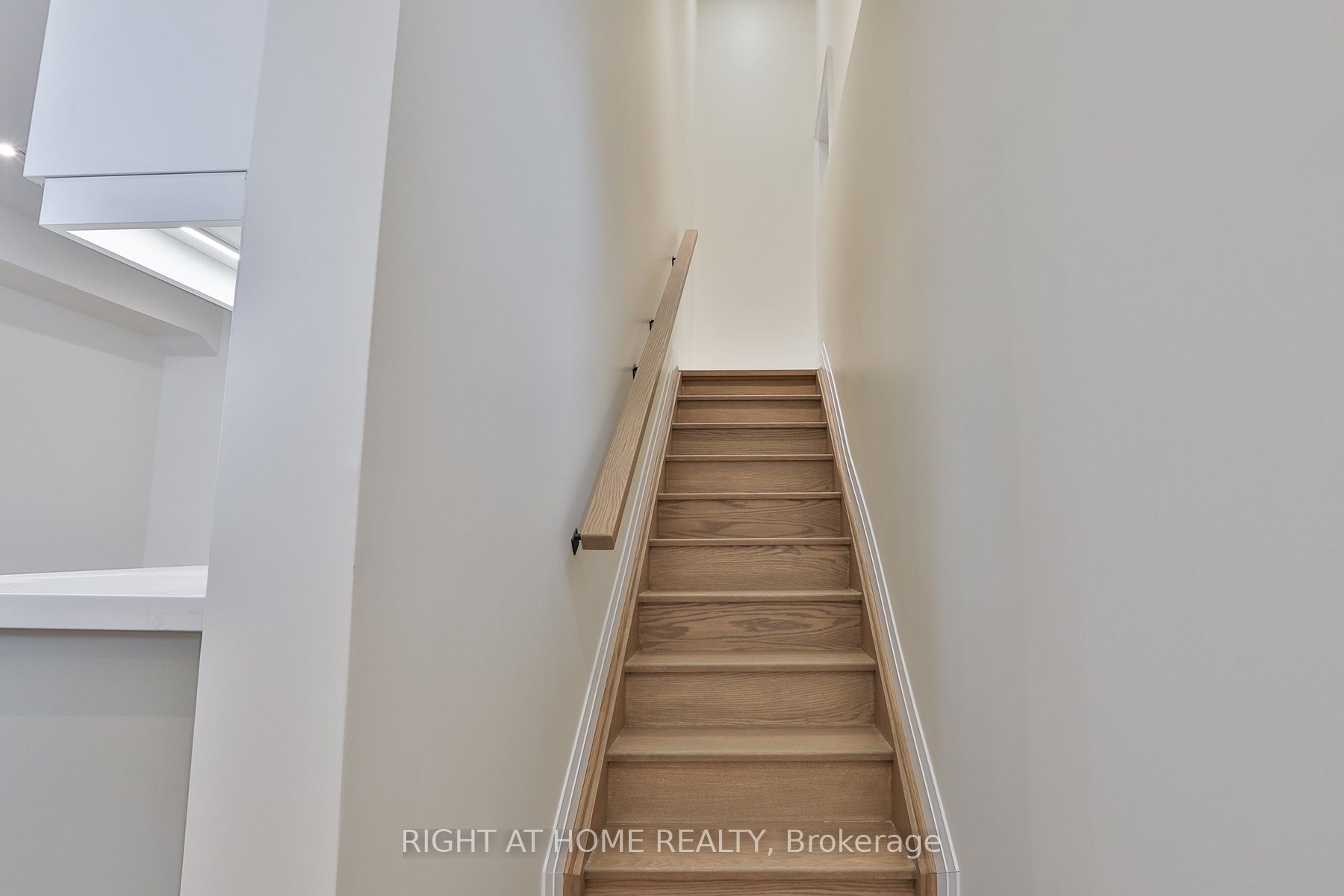 39 Fifteenth Street 2 Property Photo 2