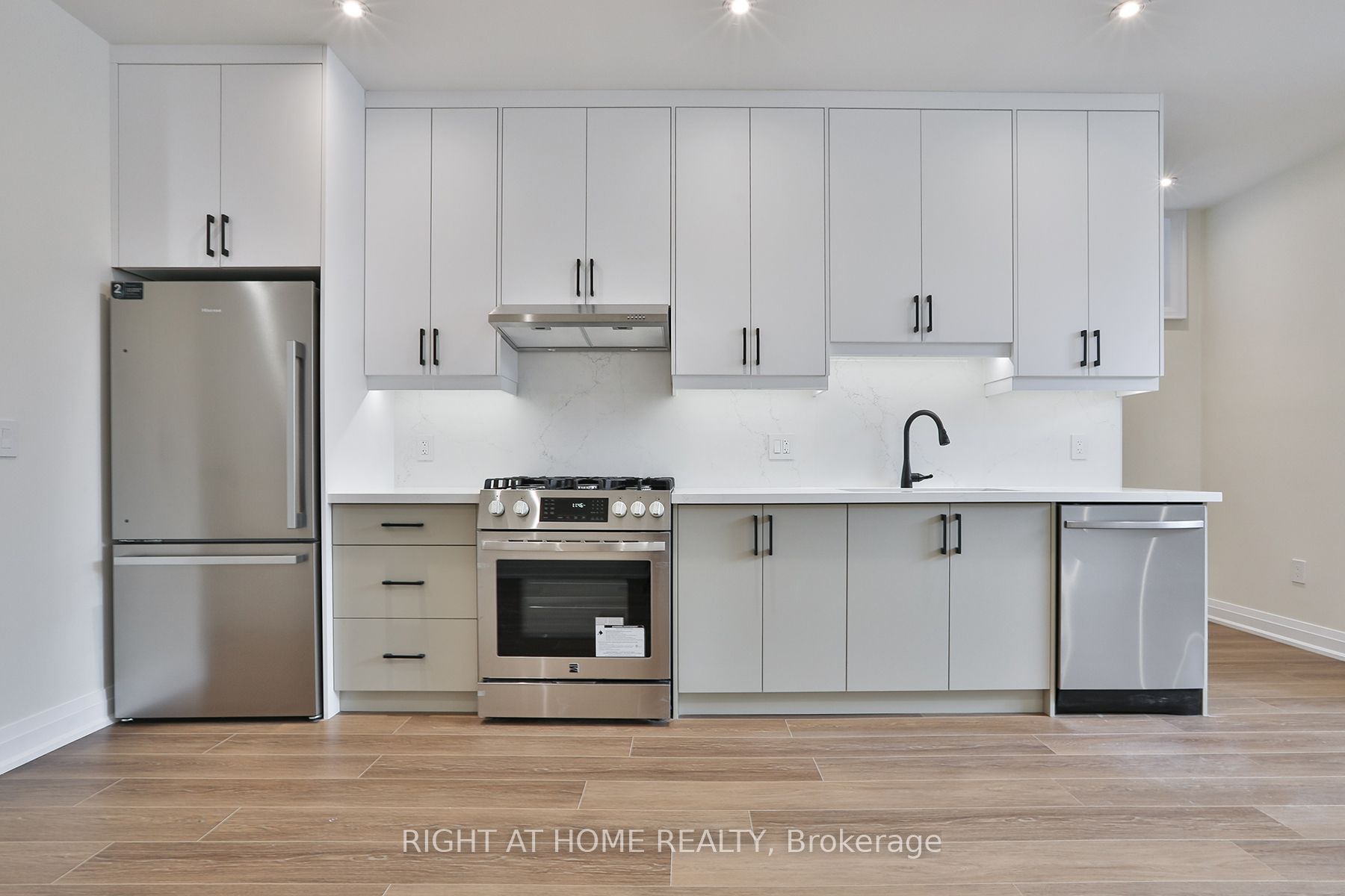 39 Fifteenth Street 2 Property Photo 3