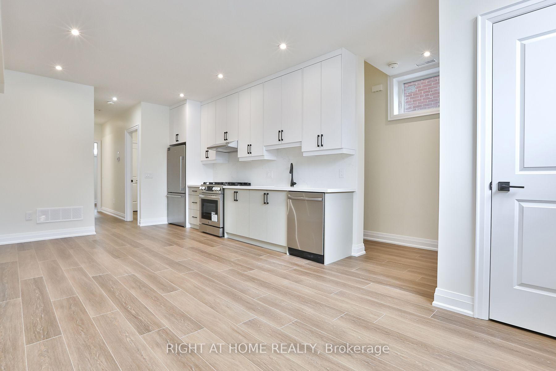 39 Fifteenth Street 2 Property Photo 5