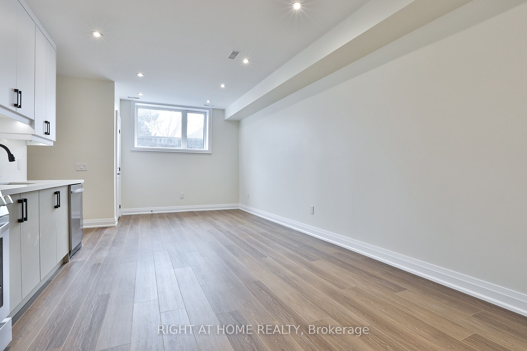 39 Fifteenth Street 2 Property Photo 7