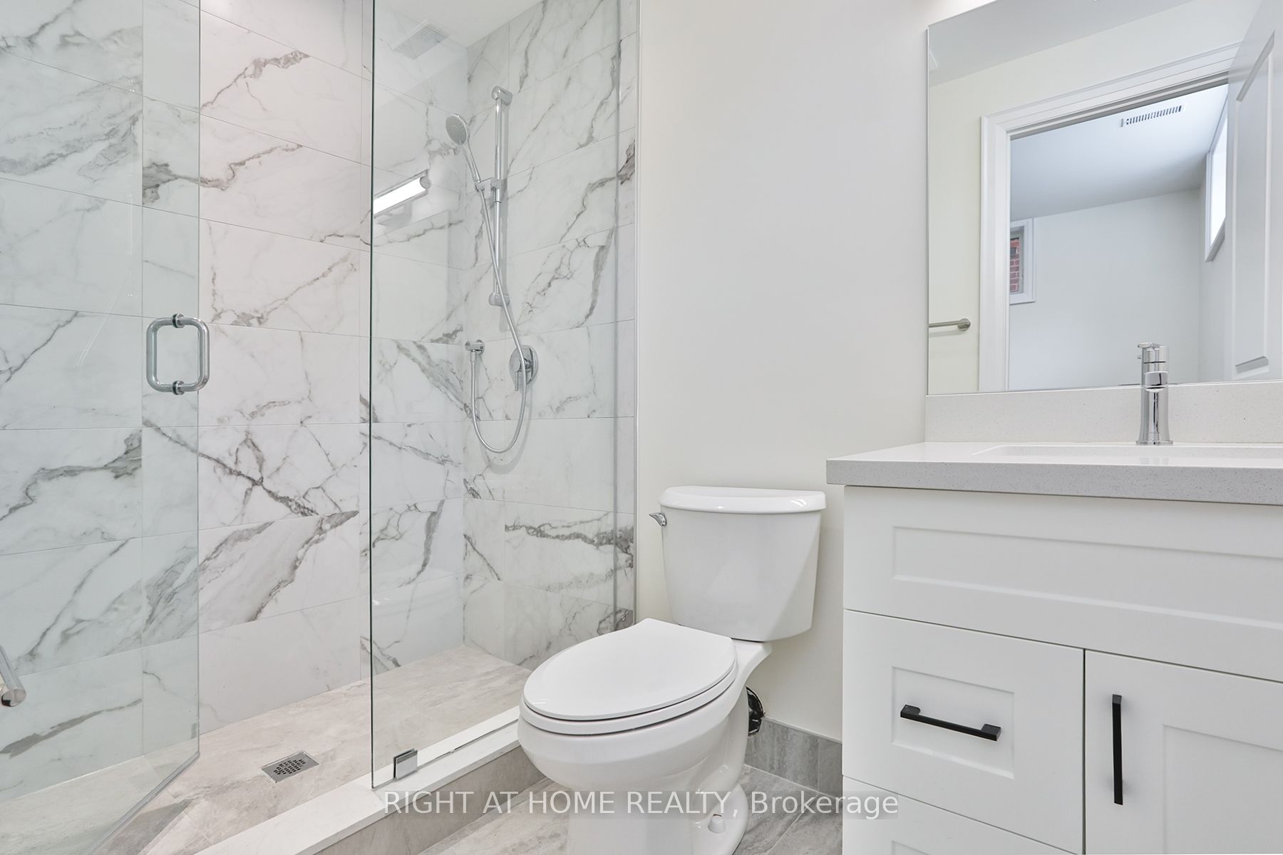39 Fifteenth Street 2 Property Photo 12