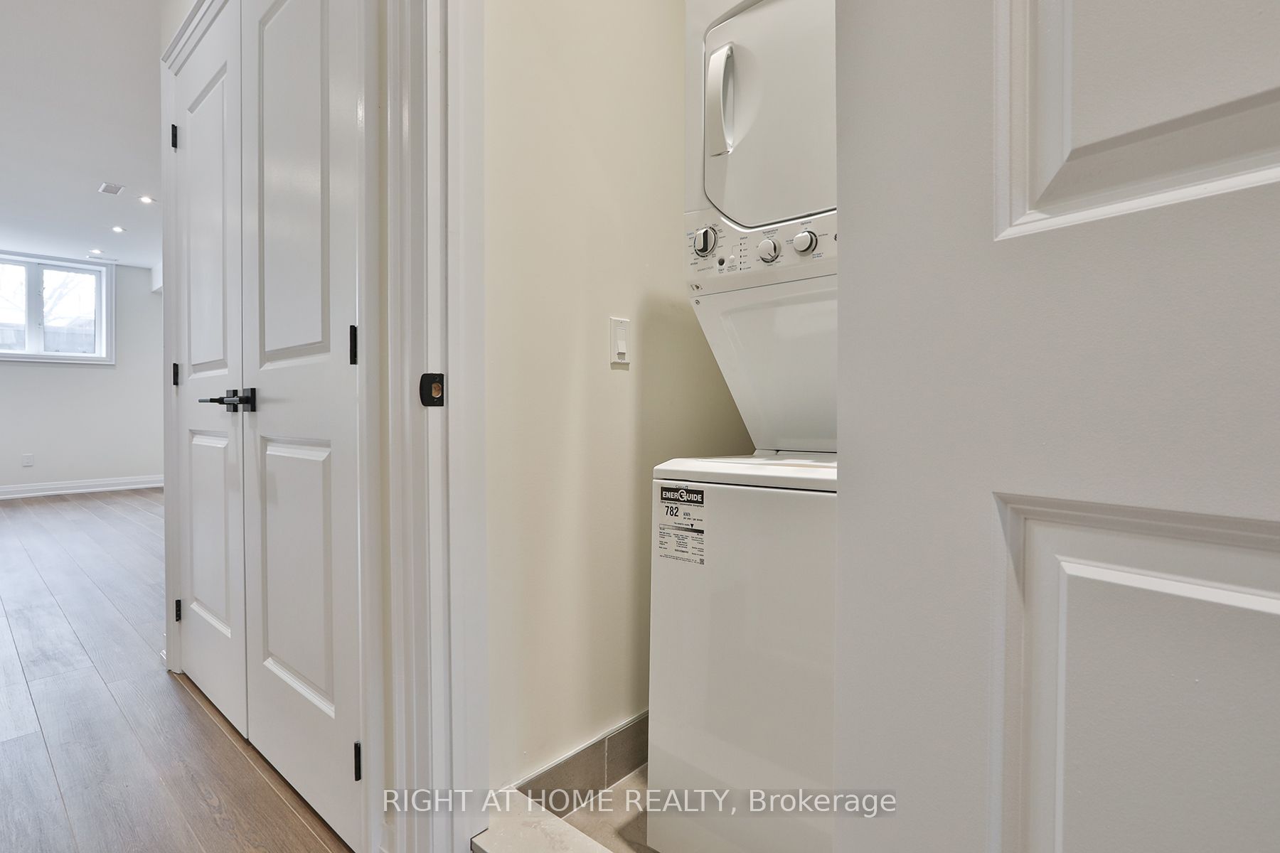 39 Fifteenth Street 2 Property Photo 14