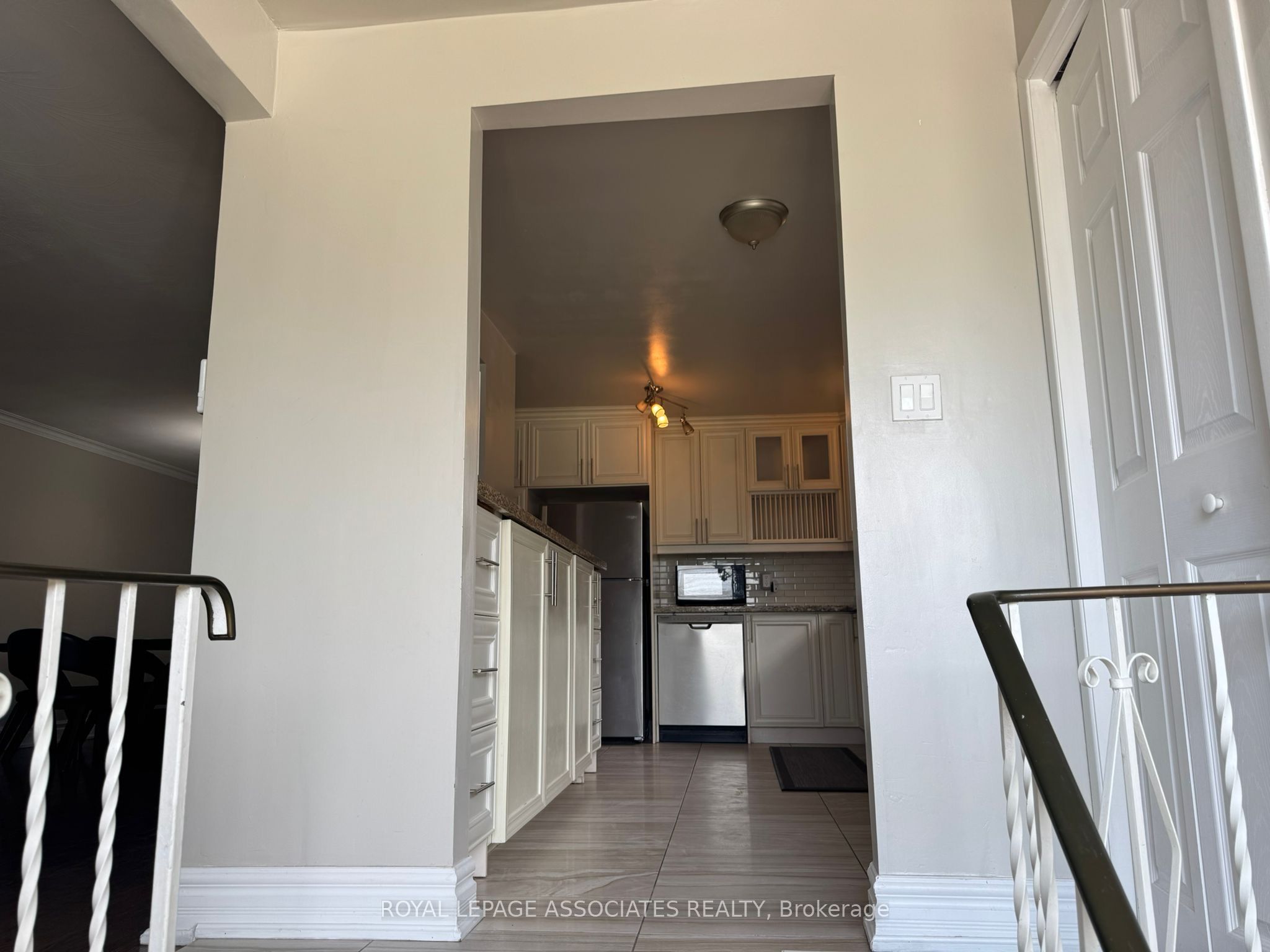 50 Blossom Crescent Main Property Photo 3