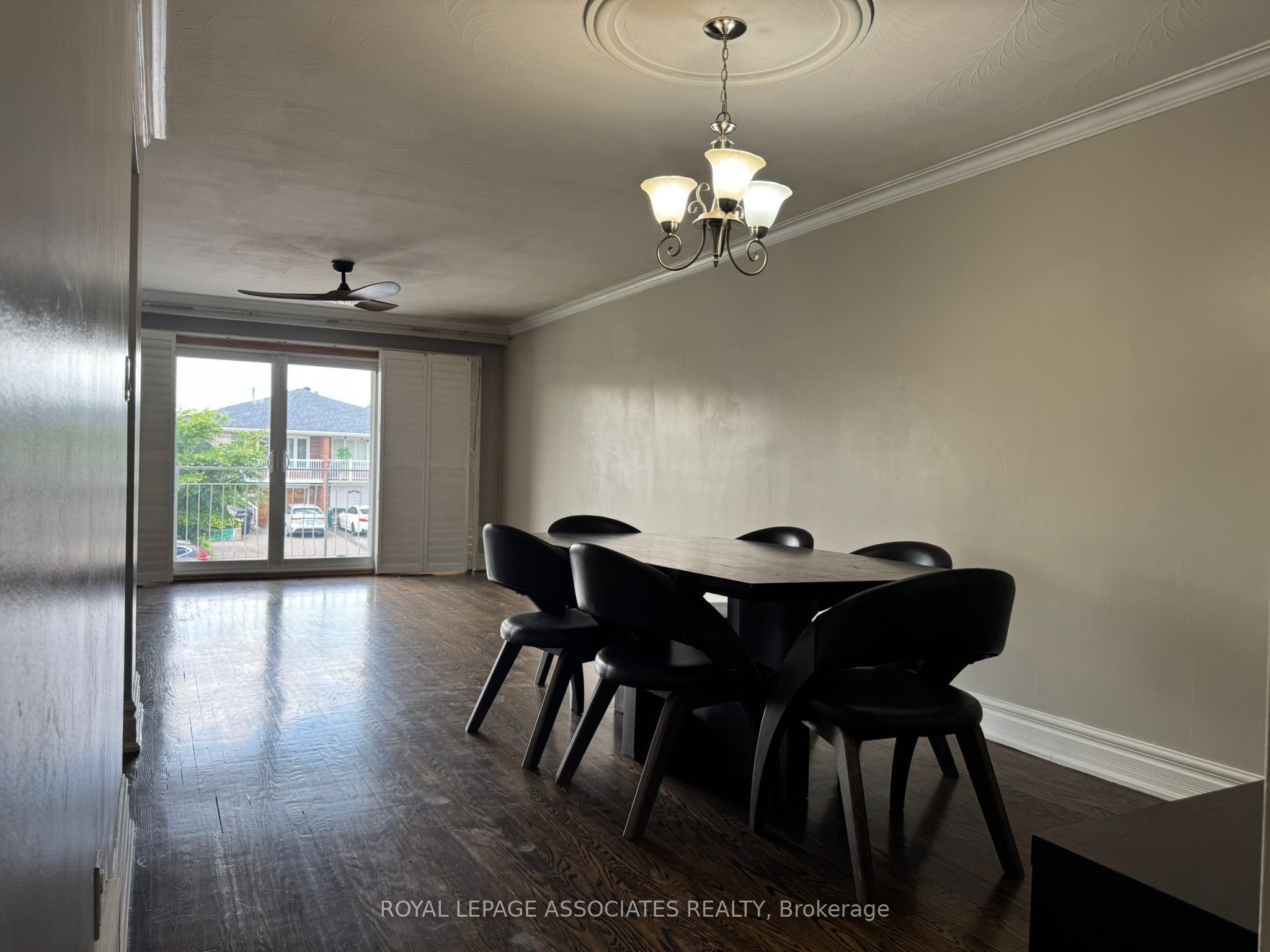 50 Blossom Crescent Main Property Photo 16