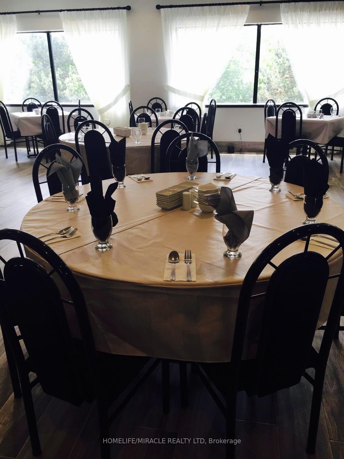 1123 Albion Road Property Photo 4