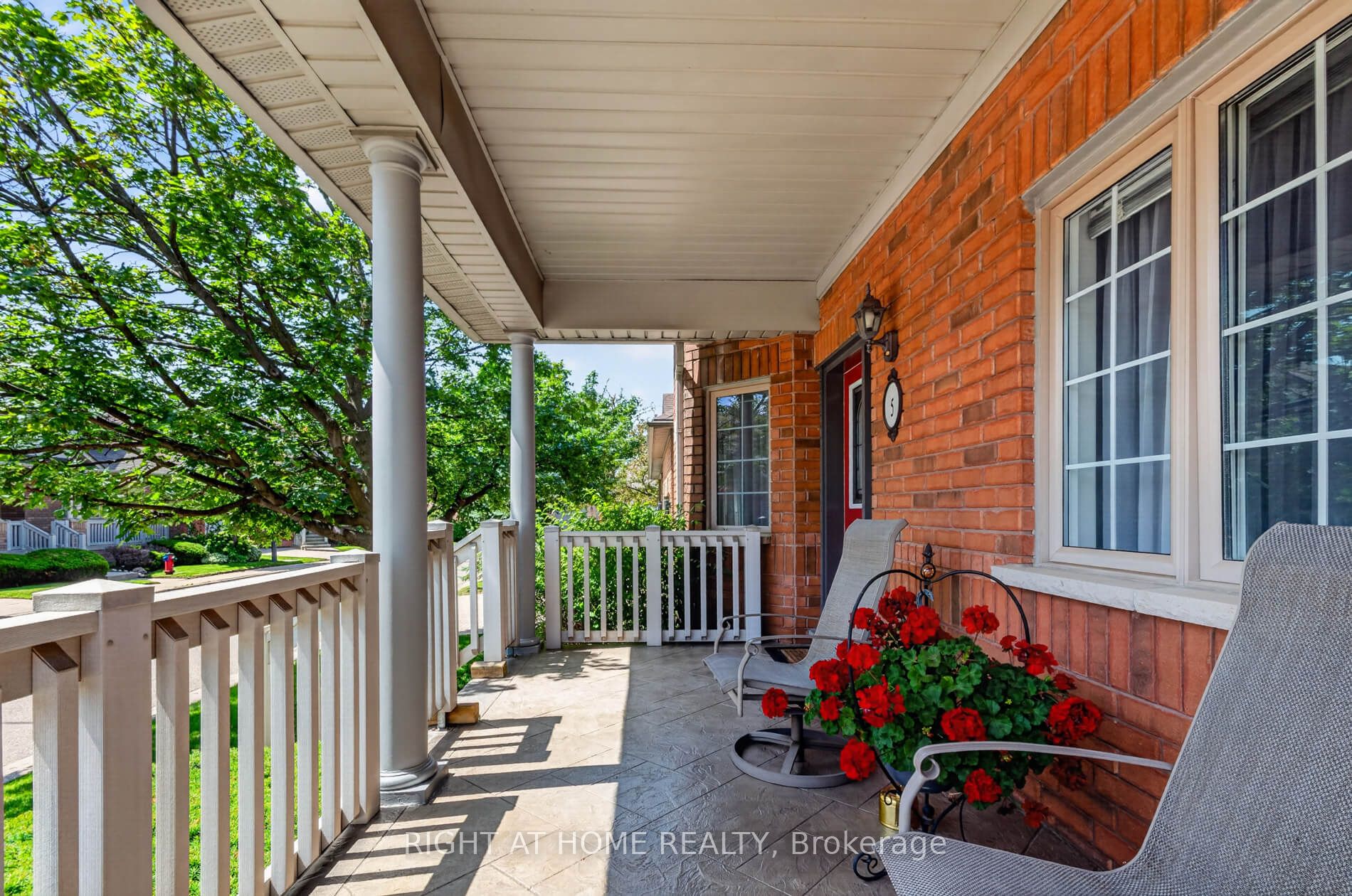 5 Orchard Park Gate Property Photo 3