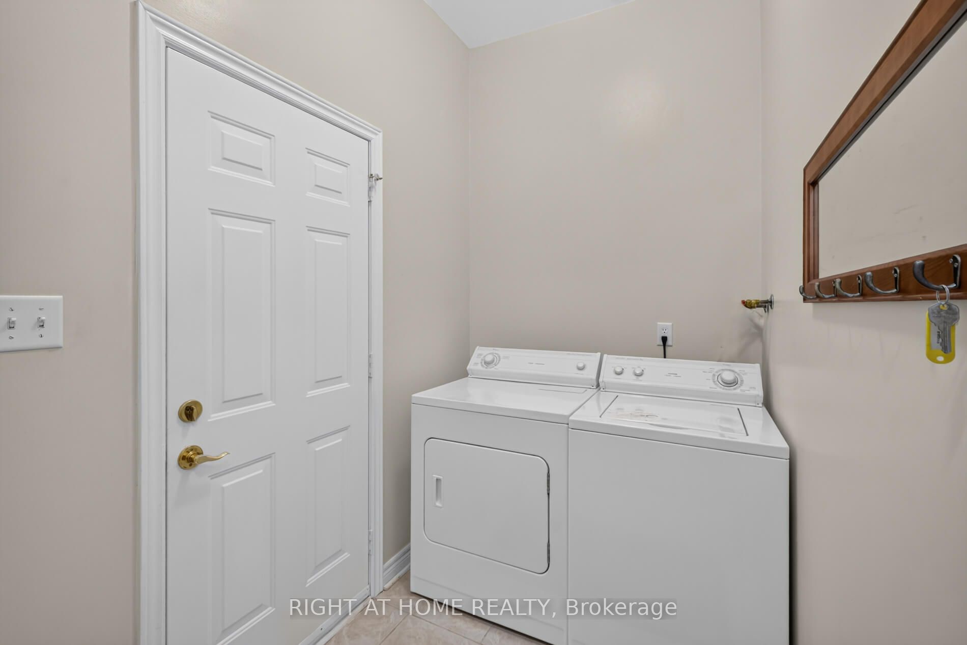 5 Orchard Park Gate Property Photo 24