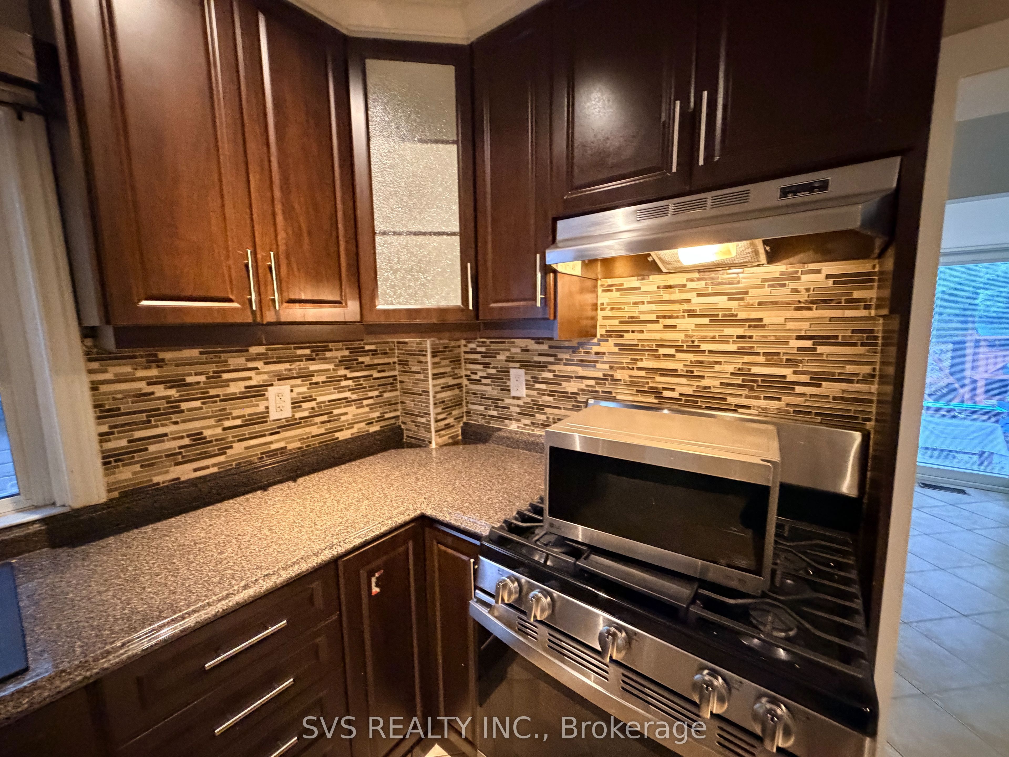 45 Craydon Avenue Main Property Photo 5