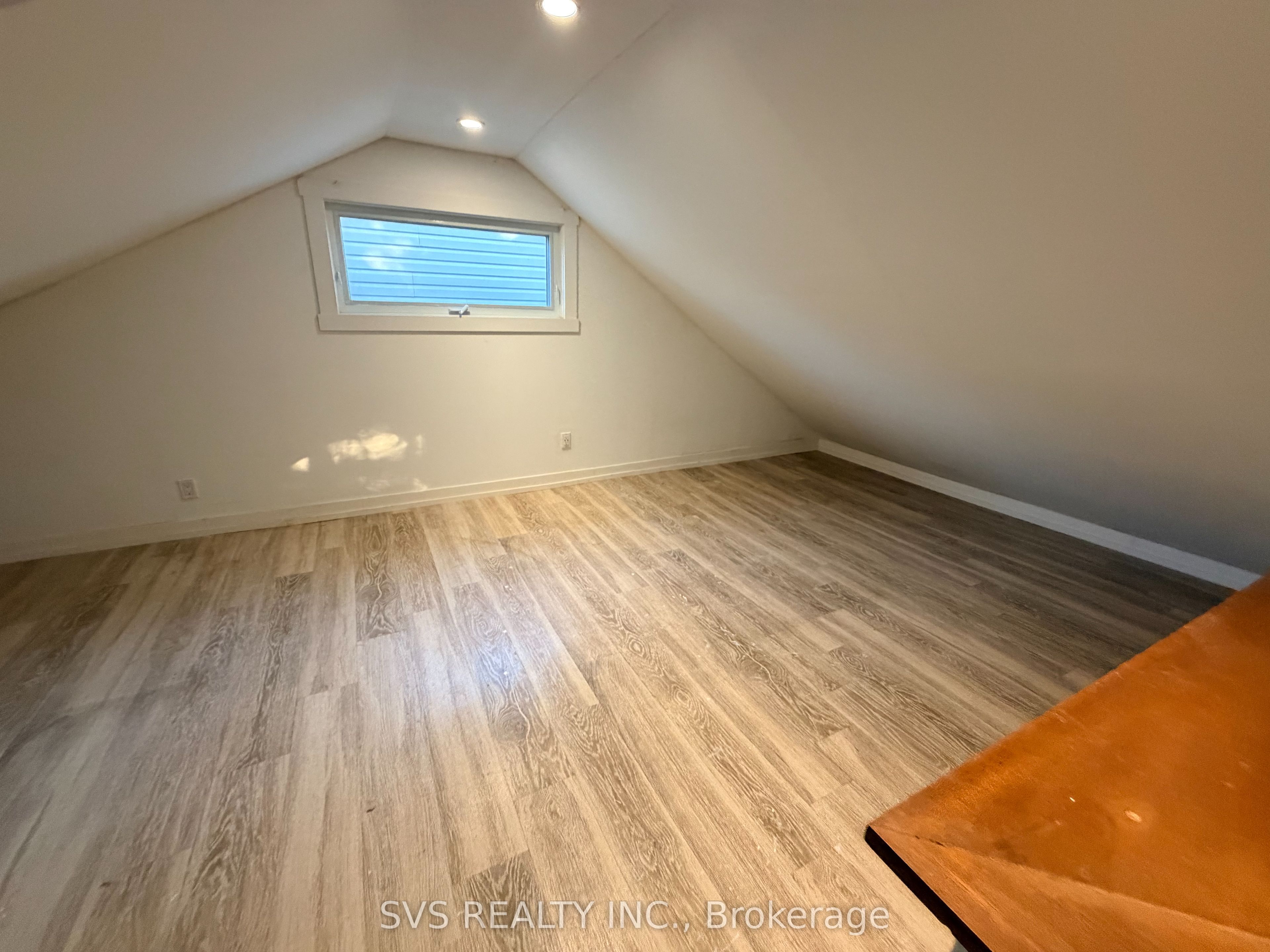 45 Craydon Avenue Main Property Photo 10