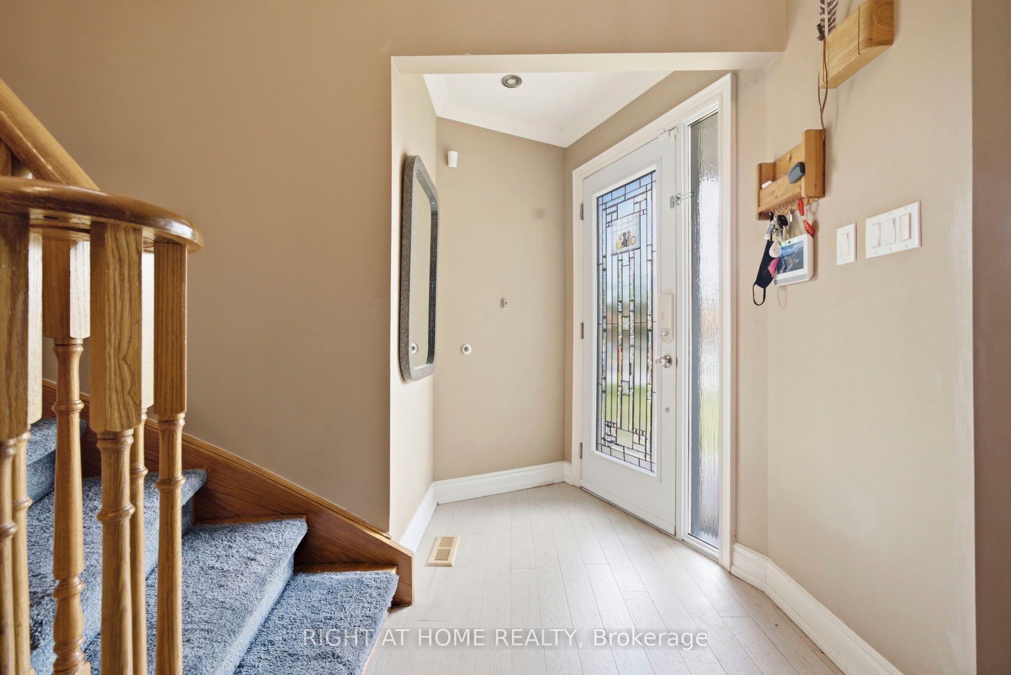 7 Polygon Court Property Photo 2