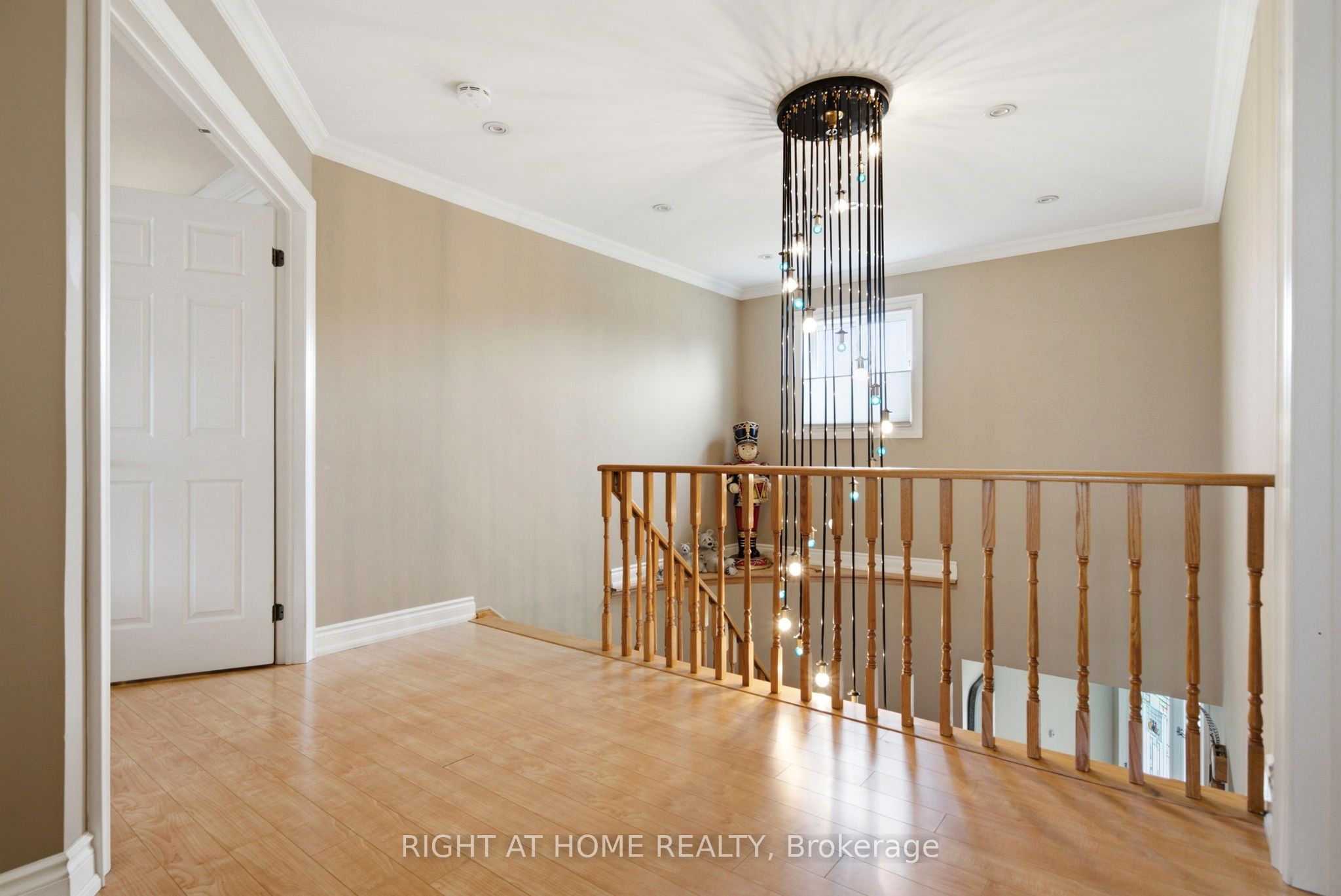 7 Polygon Court Property Photo 25