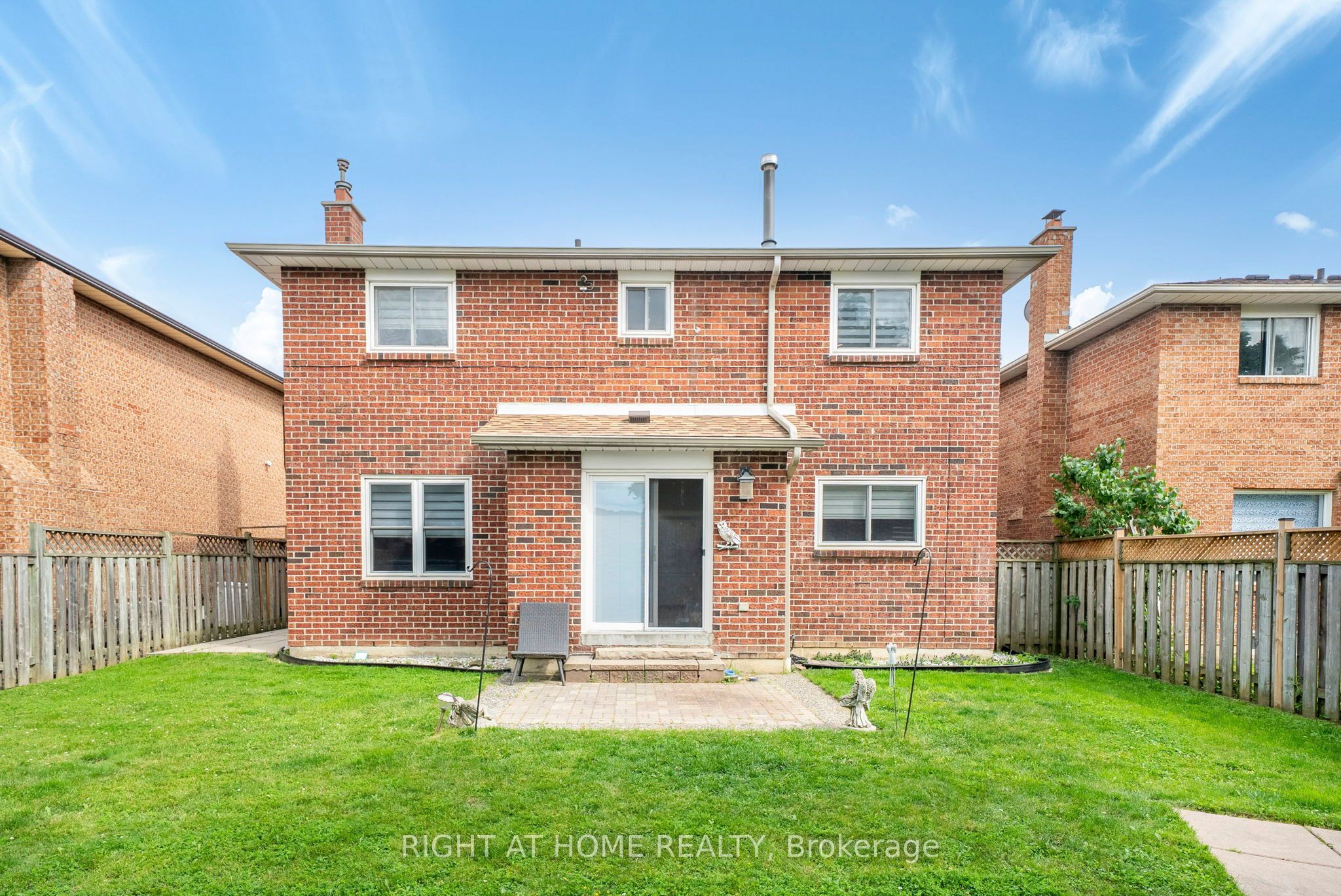 7 Polygon Court Property Photo 37