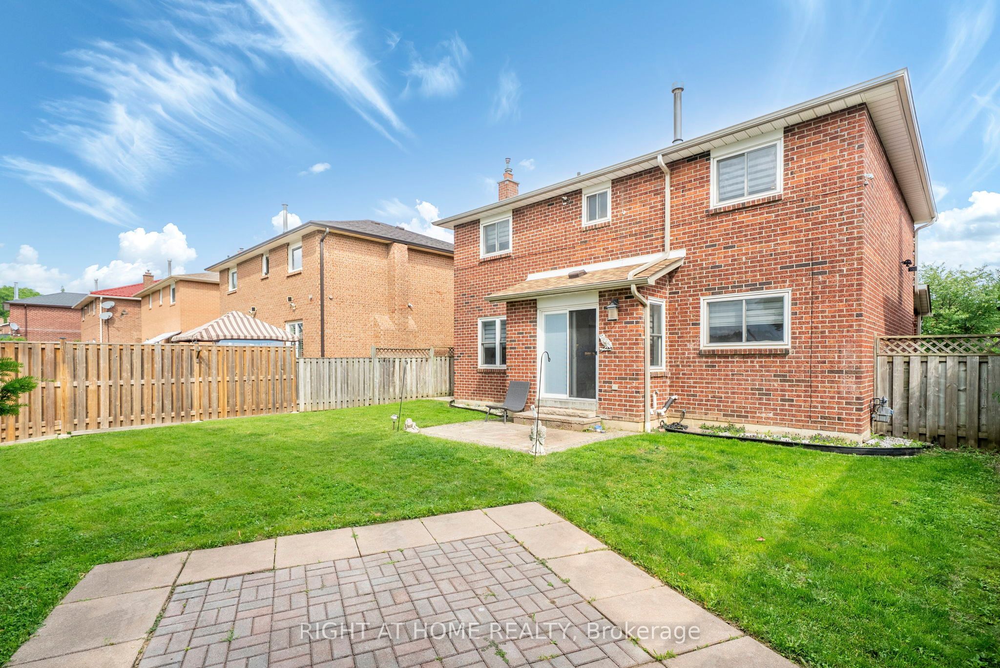 7 Polygon Court Property Photo 38