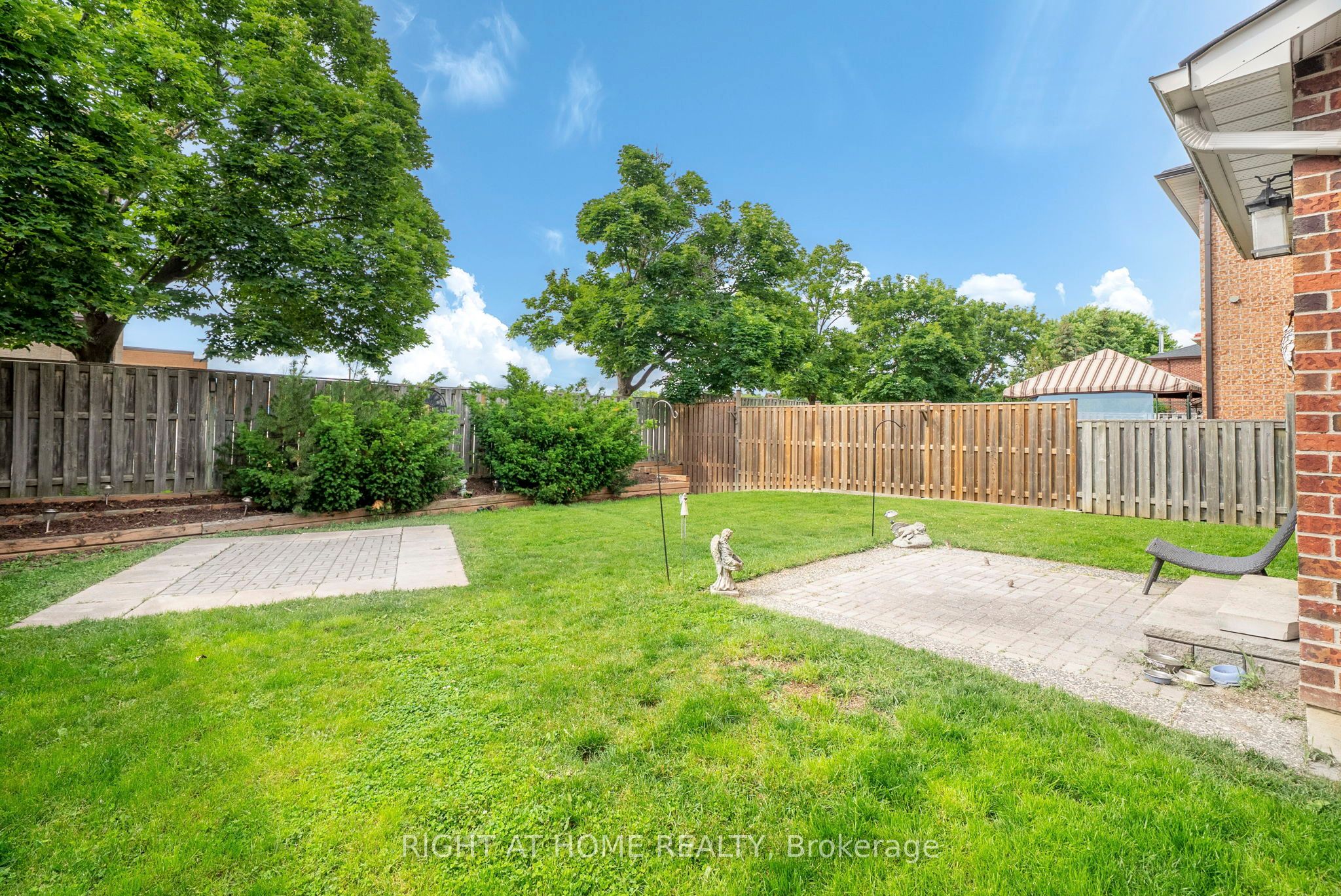 7 Polygon Court Property Photo 40