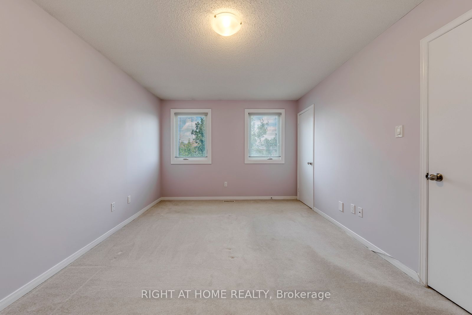 17 Nickel Crescent Property Photo 21