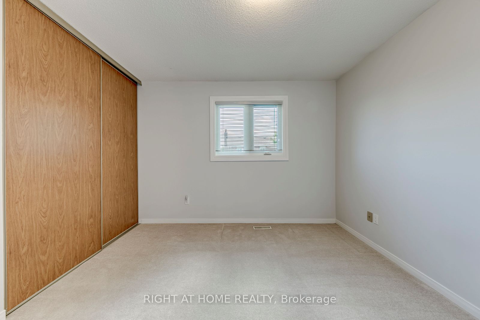 17 Nickel Crescent Property Photo 27
