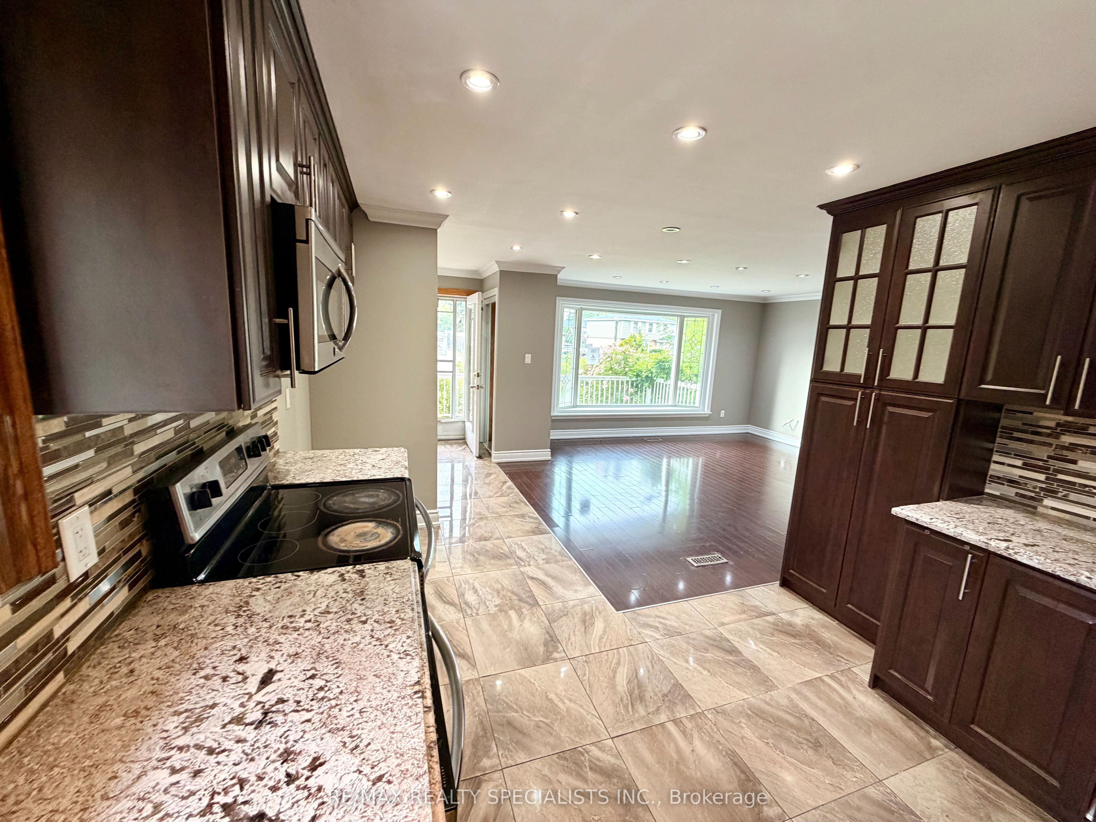 22 Beechwood Crescent Property Photo 8