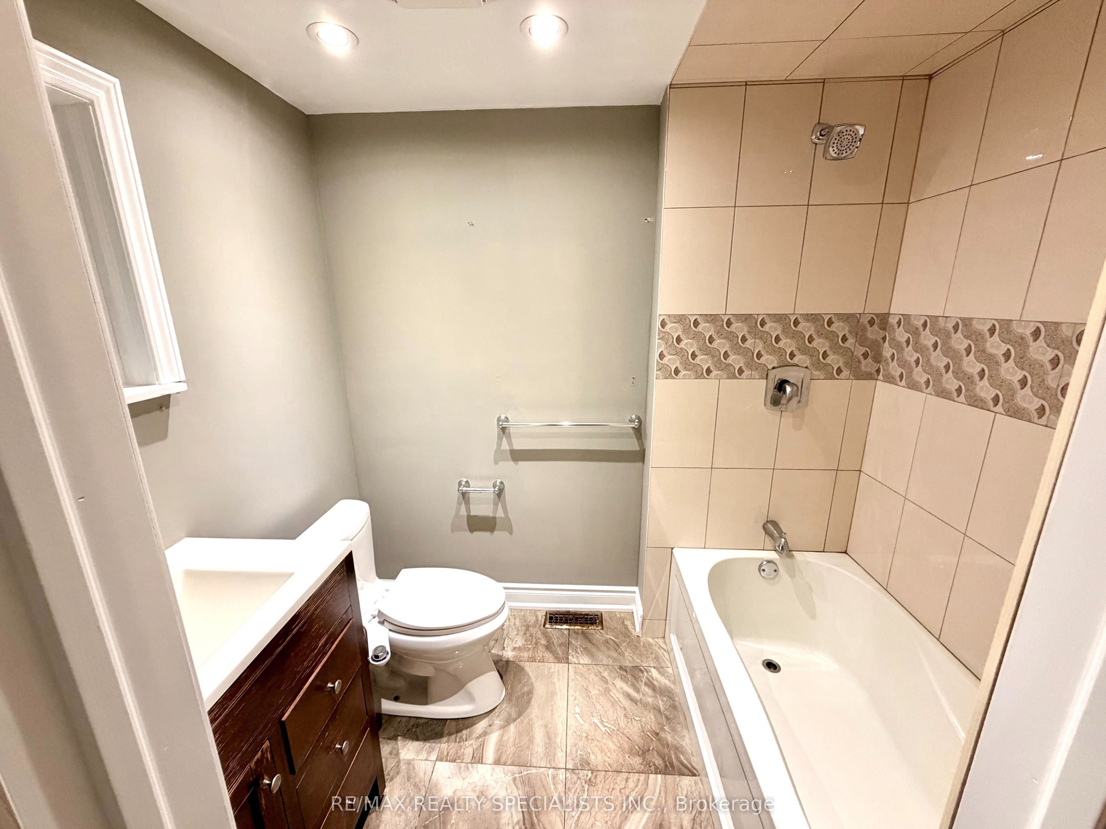 22 Beechwood Crescent Property Photo 14