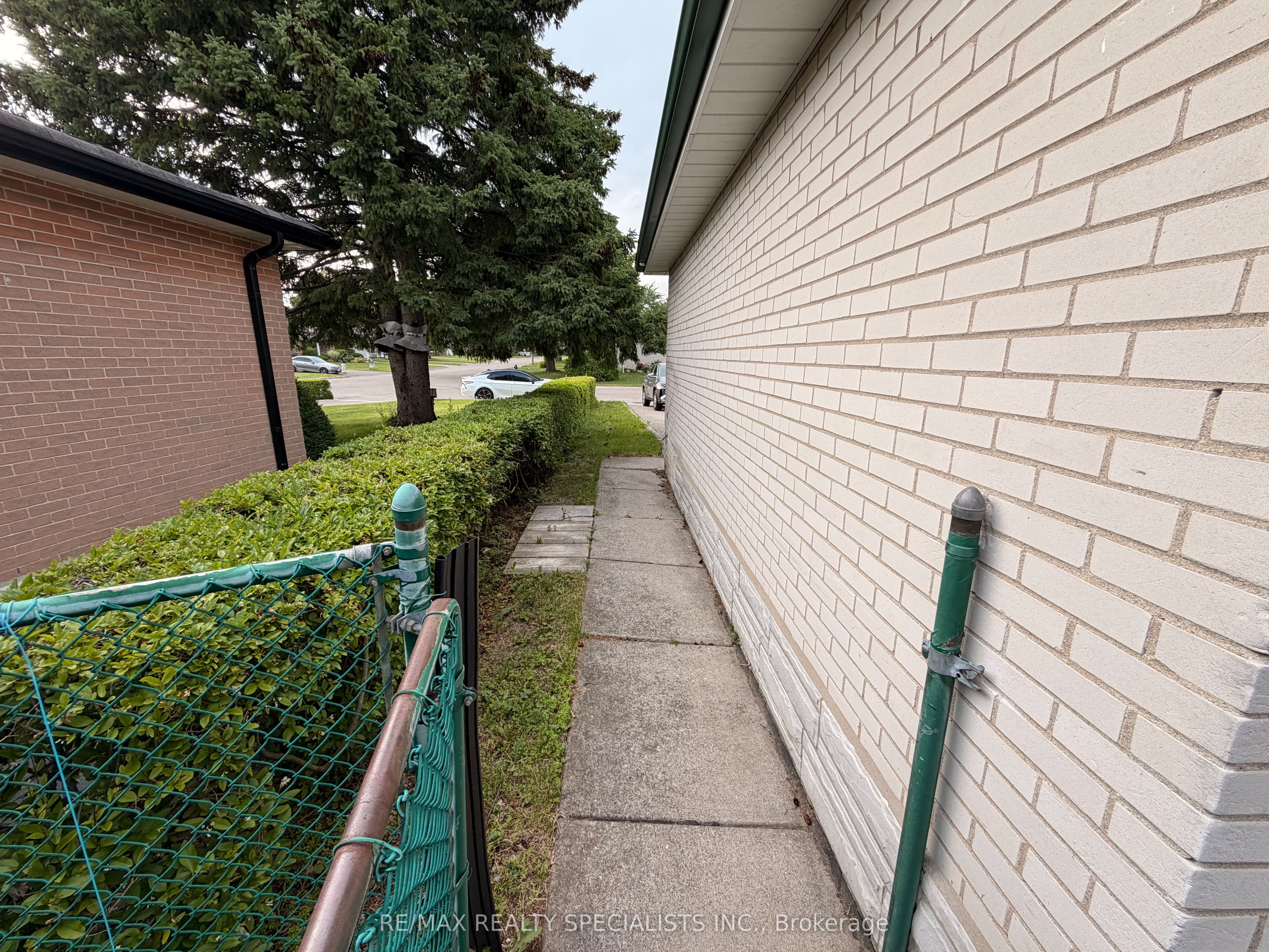 22 Beechwood Crescent Property Photo 24