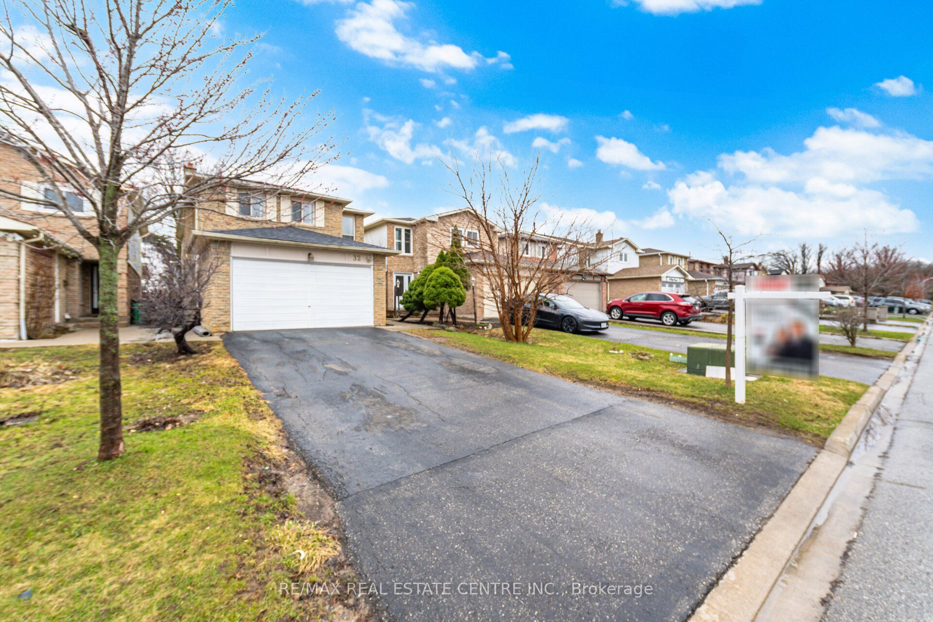 32 Dafoe Crescent Property Photo 3