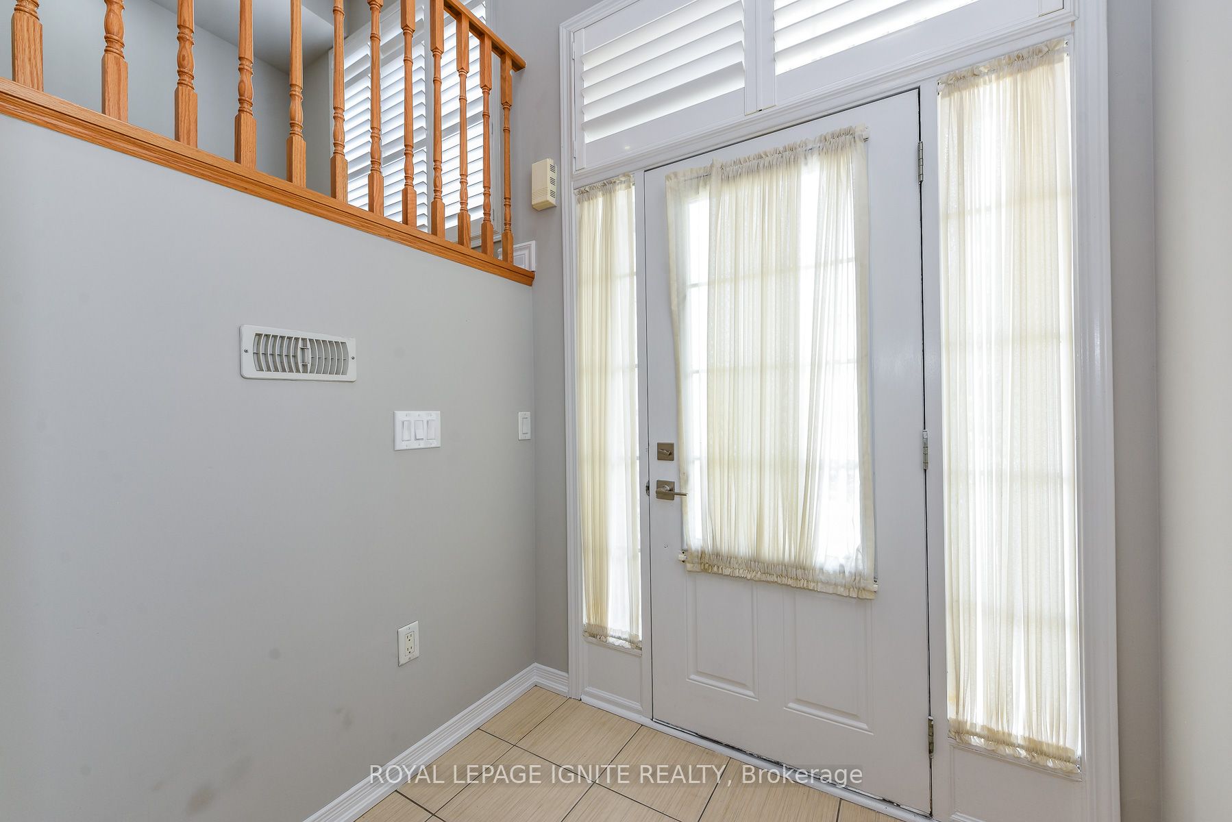 52 Harpreet Circle Property Photo 9