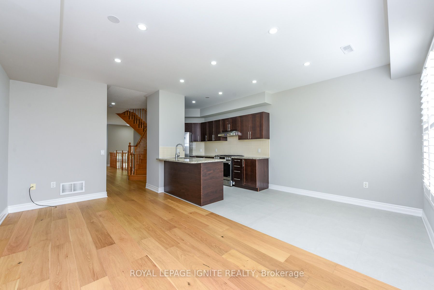 52 Harpreet Circle Property Photo 17