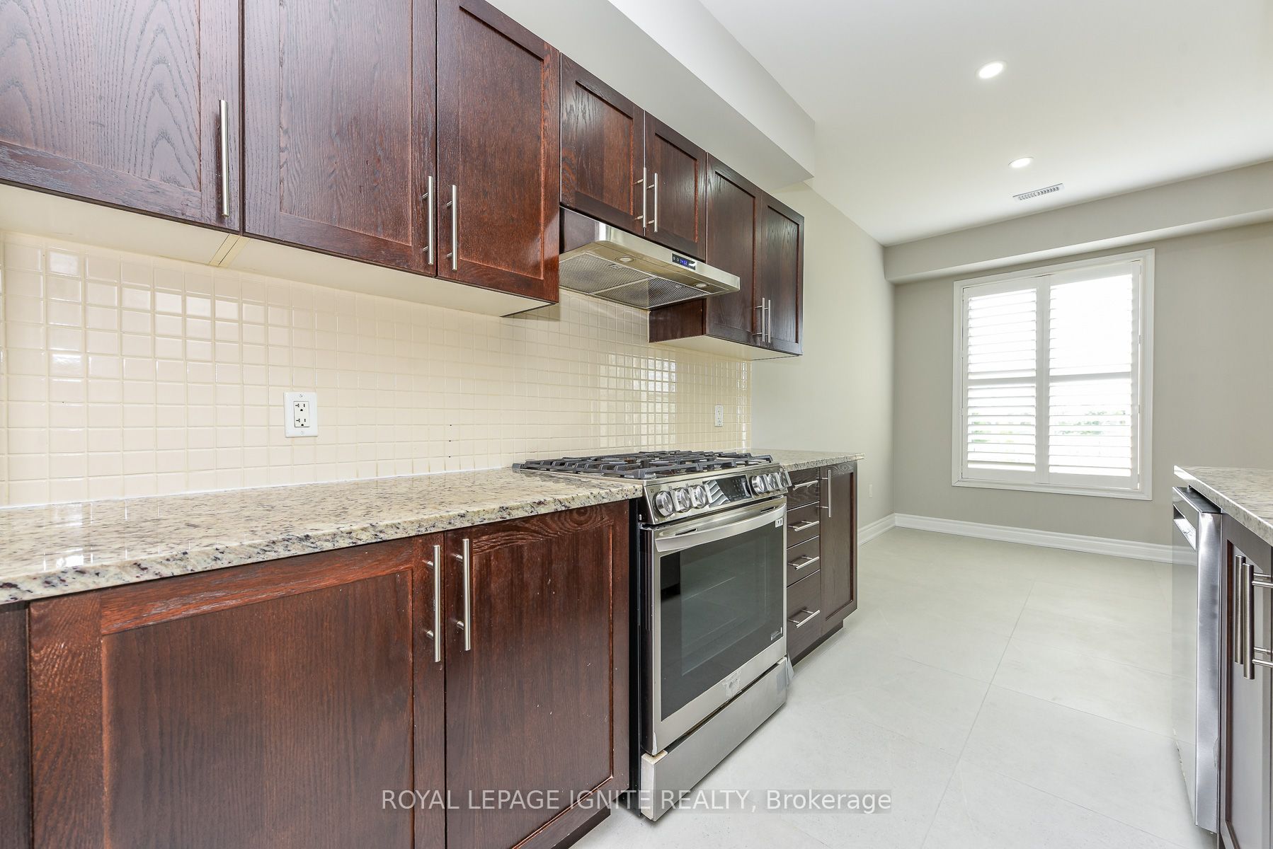 52 Harpreet Circle Property Photo 23