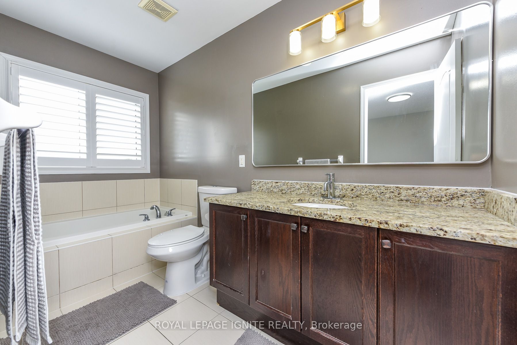 52 Harpreet Circle Property Photo 39