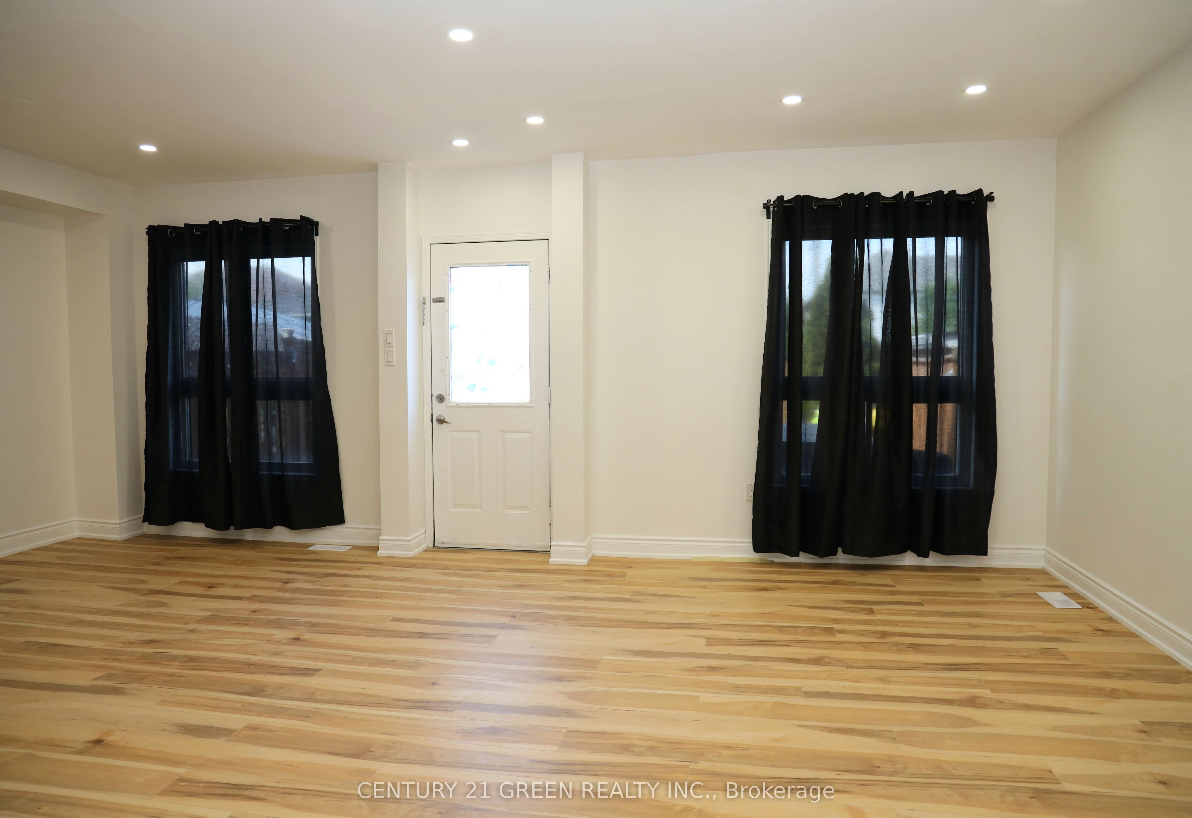 6038 Silken Laumann Way Property Photo 9