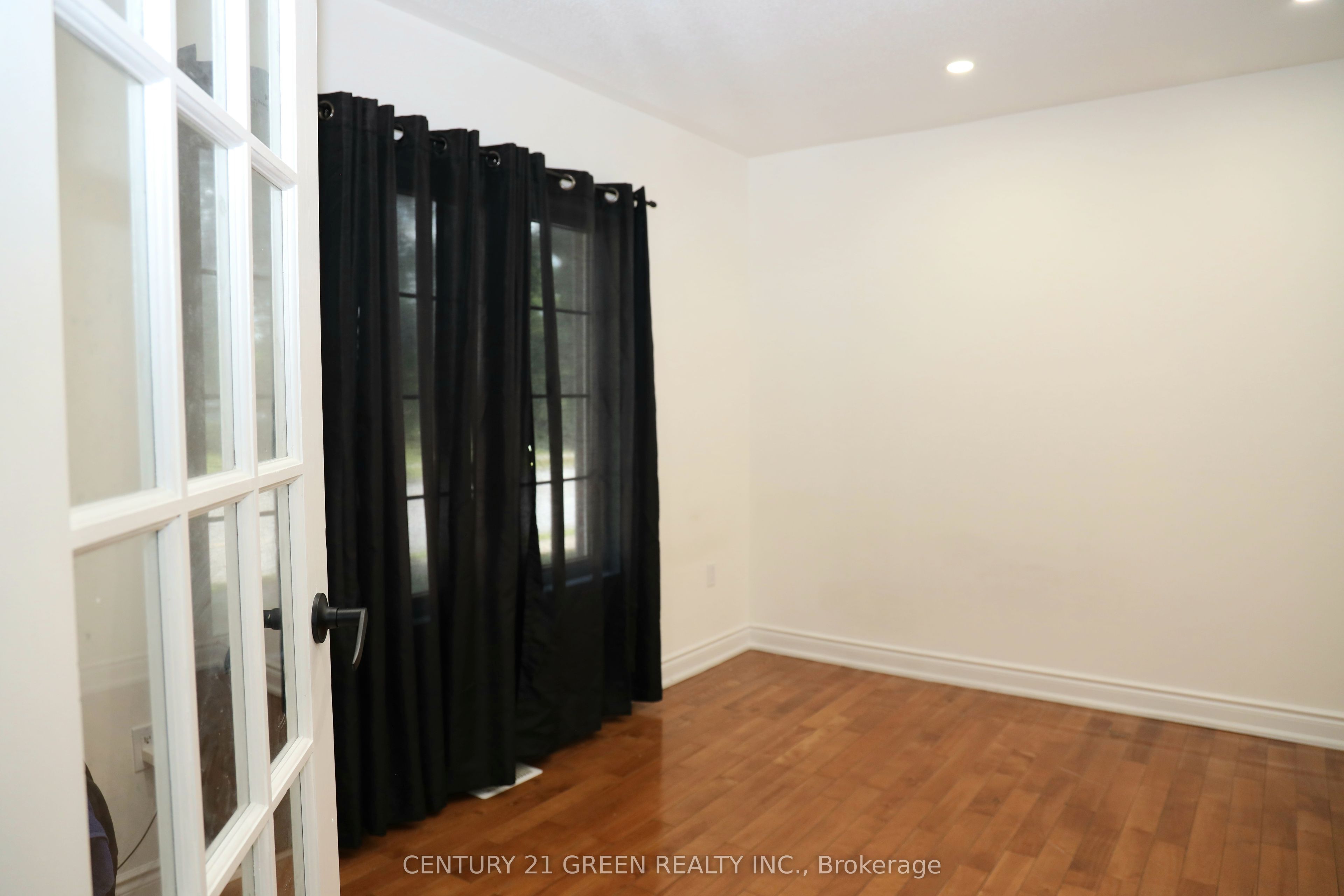 6038 Silken Laumann Way Property Photo 12