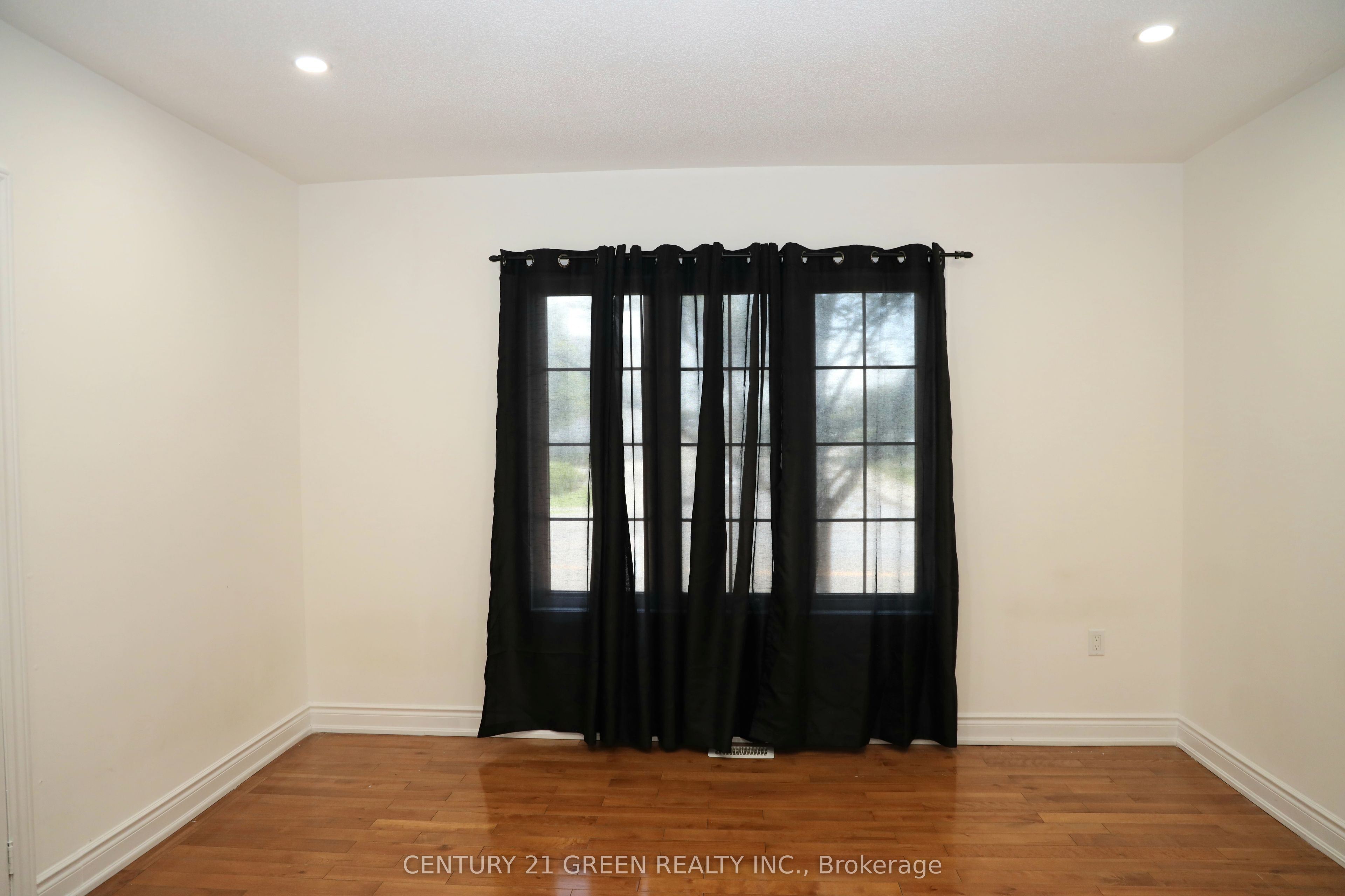 6038 Silken Laumann Way Property Photo 13